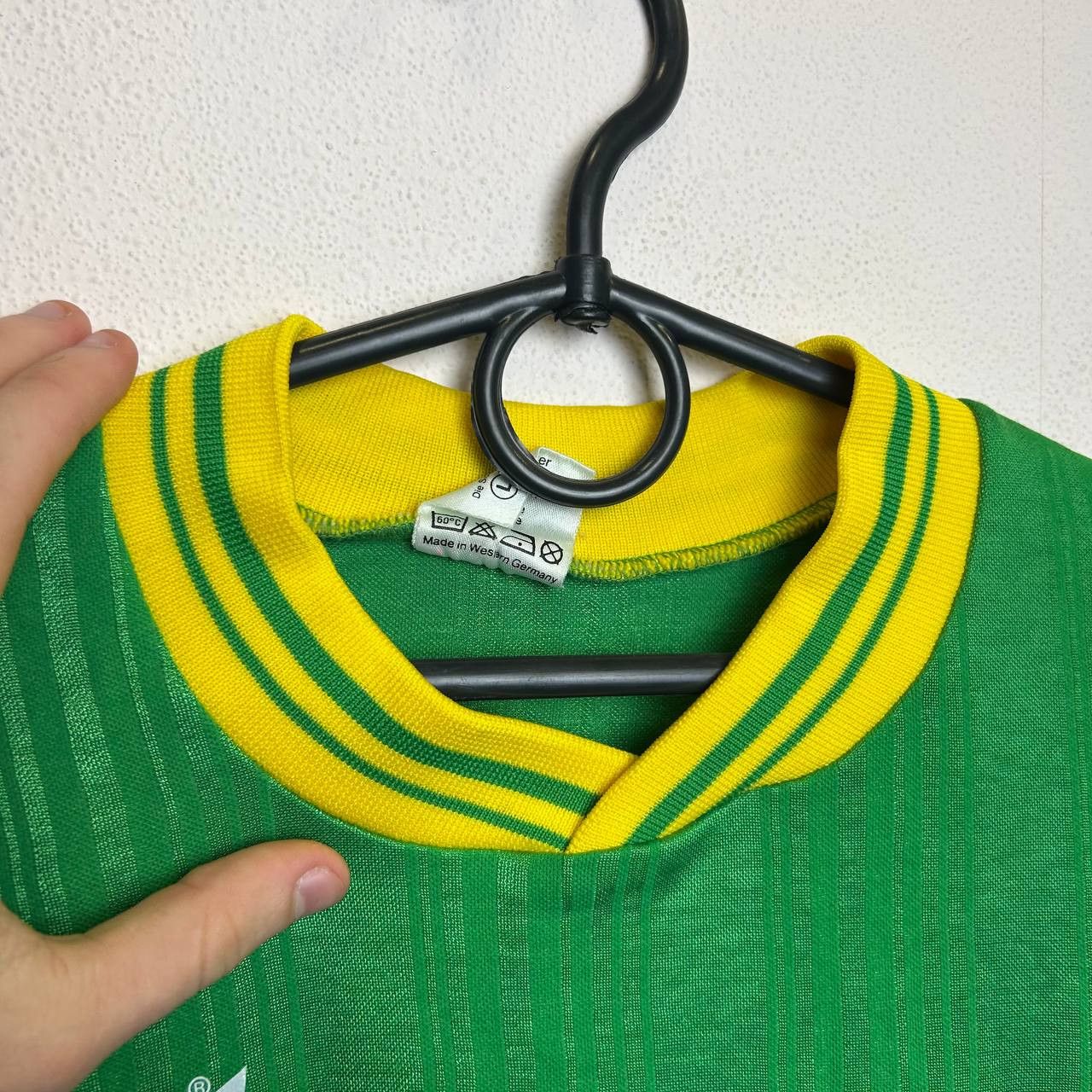 Erima Vintage 90s Erima 21 S.Winkler player soccer jersey Size US L / EU 52-54 / 3 - 4 Thumbnail