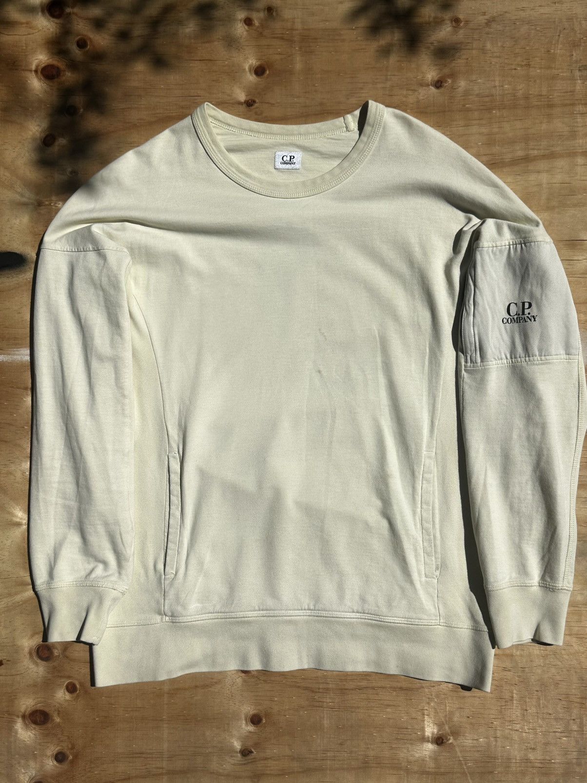 C.P. Company C.P. Company- Crew Neck Sweatshirt- Size L Size US L / EU 52-54 / 3 - 1 Thumbnail