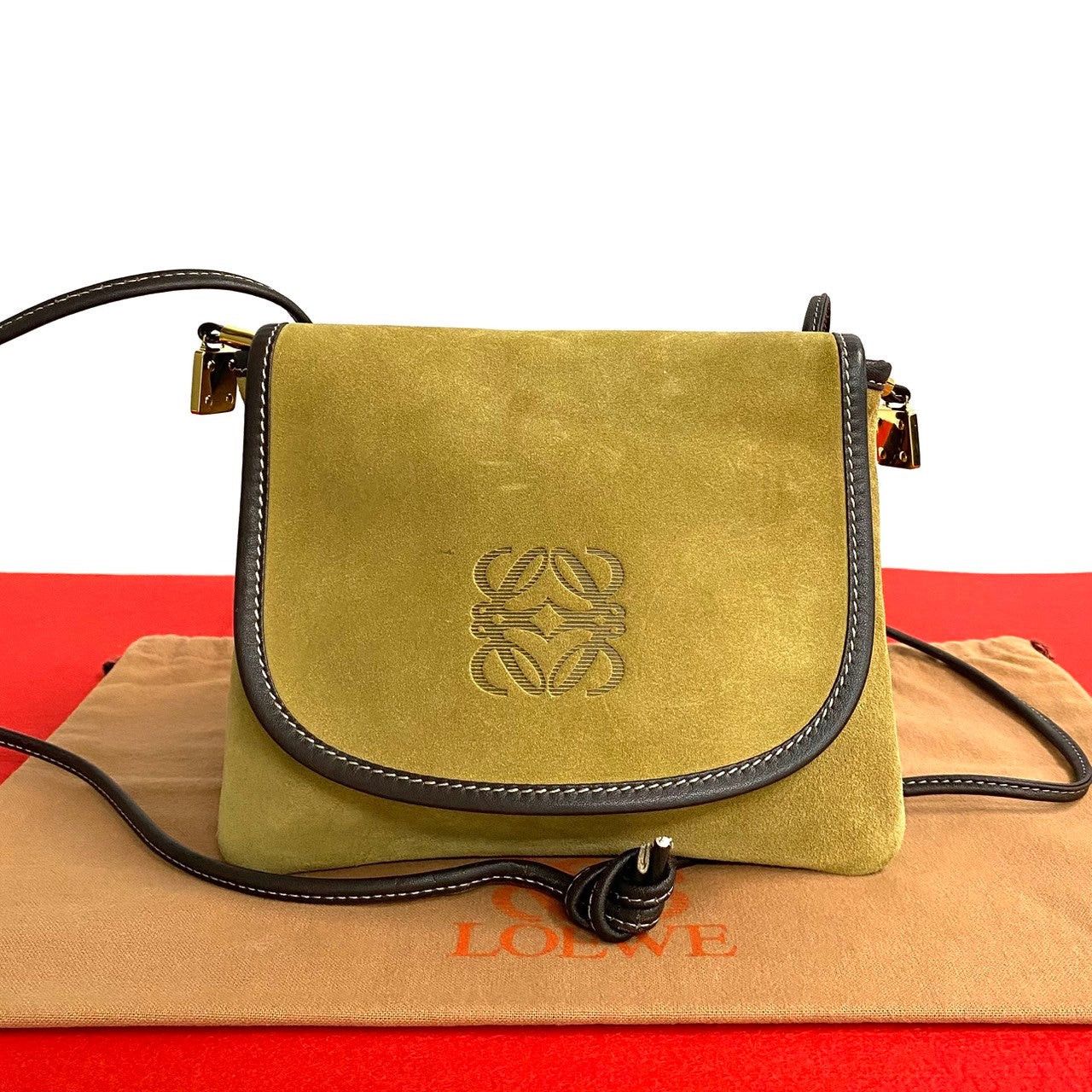 Loewe Loewe Shoulder Bag Neutrals Leather Size ONE SIZE - 1 Thumbnail