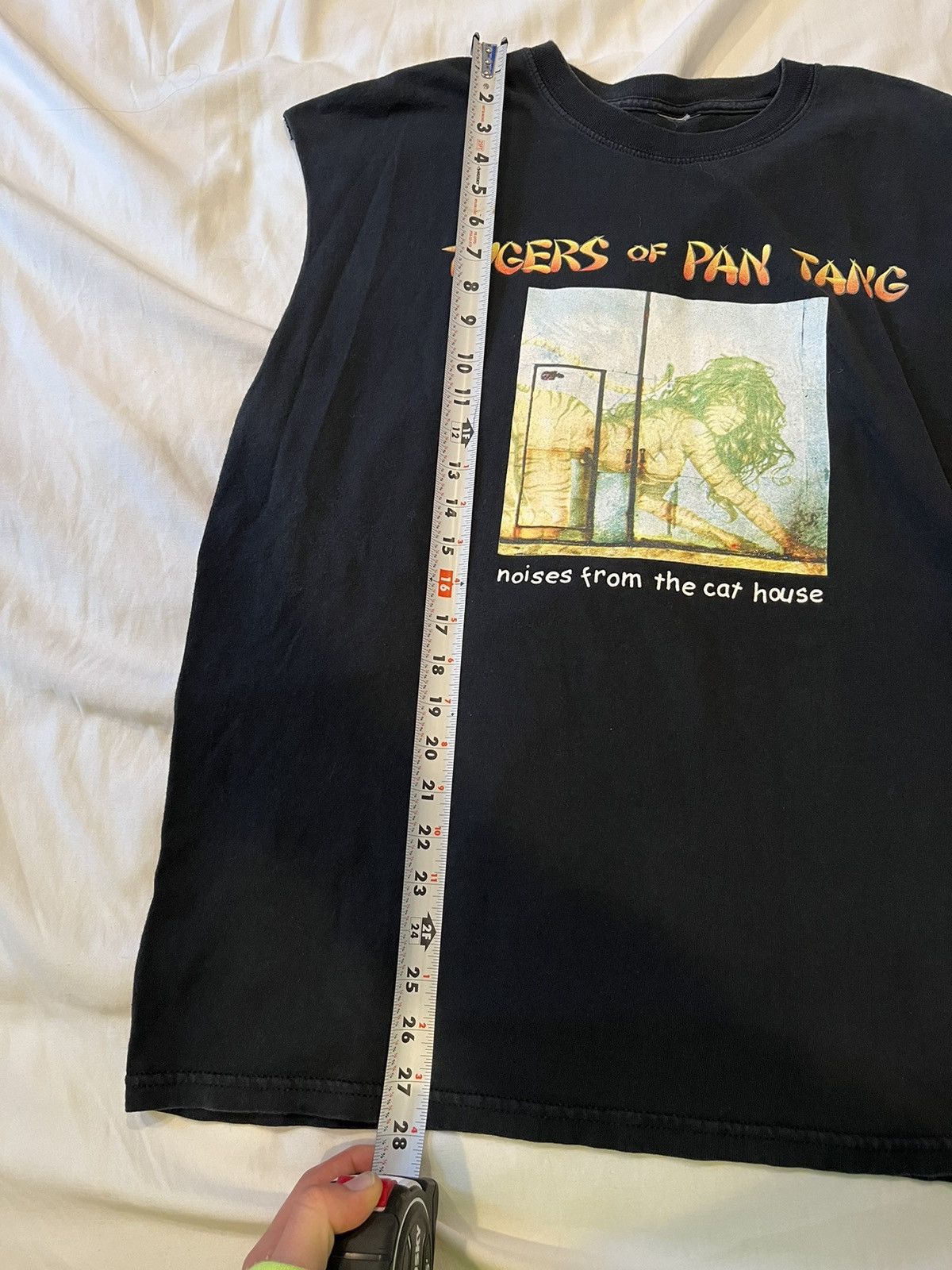 Band Tees 2003 tygers of pan tang band tshirt Size US XL / EU 56 / 4 - 6 Thumbnail