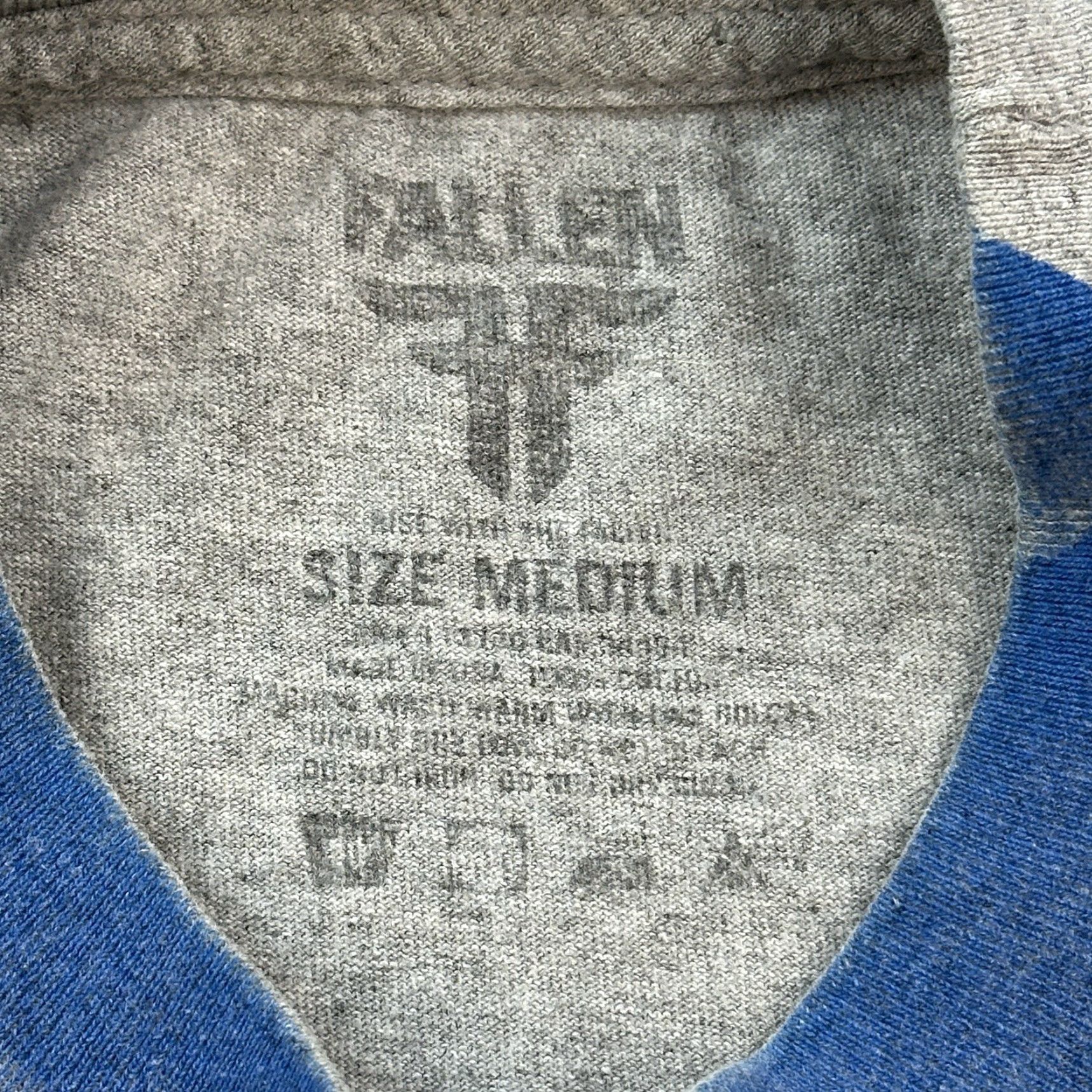 Vintage VINTAGE Fallen Footwear Shirt Mens M Gray Splatter Logo Skate Punk Grunge Y2K Shirts, Tee, T-Shirt Graphic Print Mens Vintage Grunge Punk 2000s Size US M / EU 48-50 / 2 - 3 Thumbnail