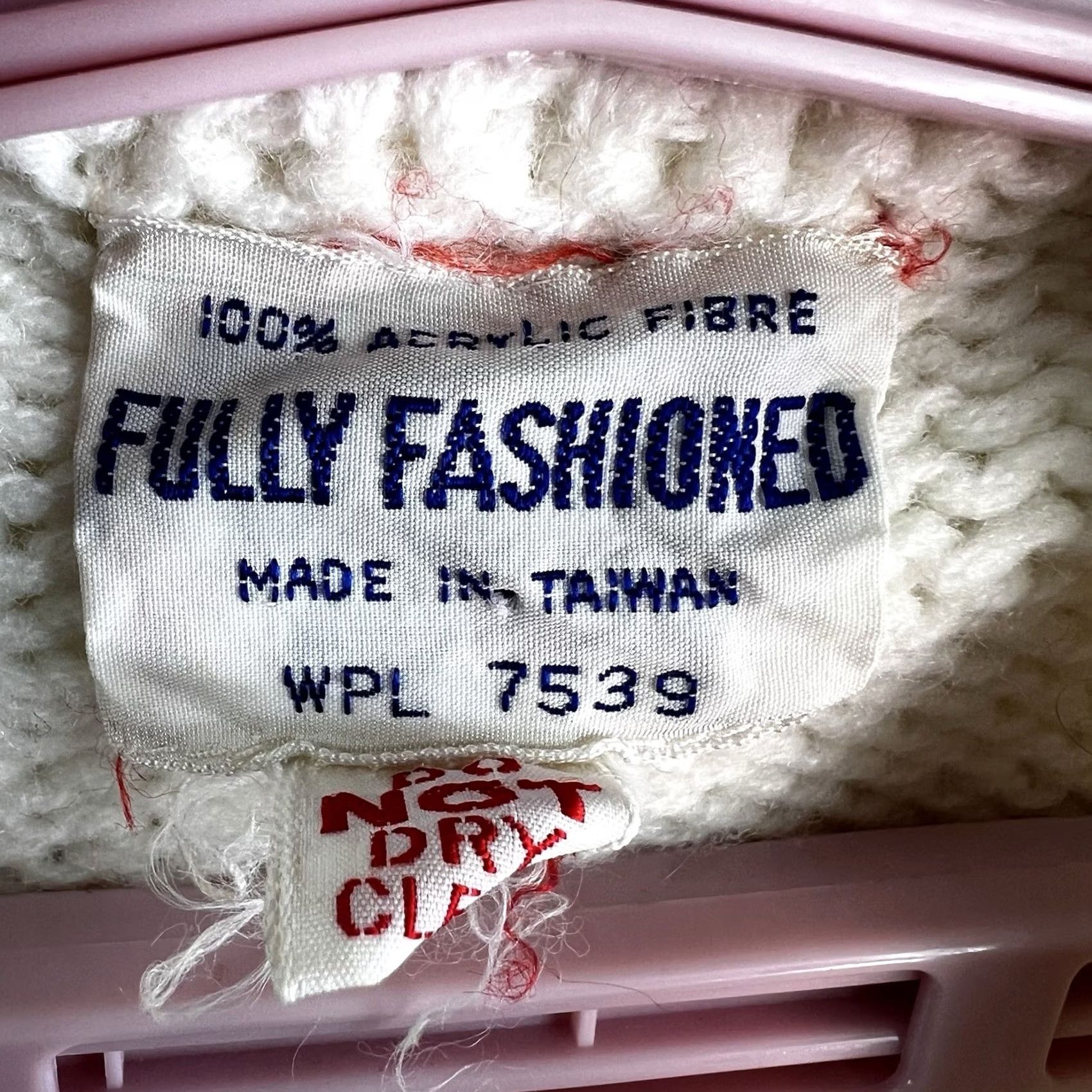 Vintage VTG Fully Fashioned Cardigan Vest Sweater White L Geometric Cable Knit Sleeveless V-Neck Women, 80s 90s Preppy Pockets Size L / US 10 / IT 46 - 4 Thumbnail