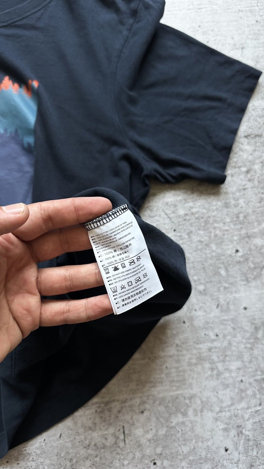 Arc'teryx Vintage Arcteryx Logo Gorpcore T Shirt Size US M / EU 48-50 / 2 - 8 Thumbnail