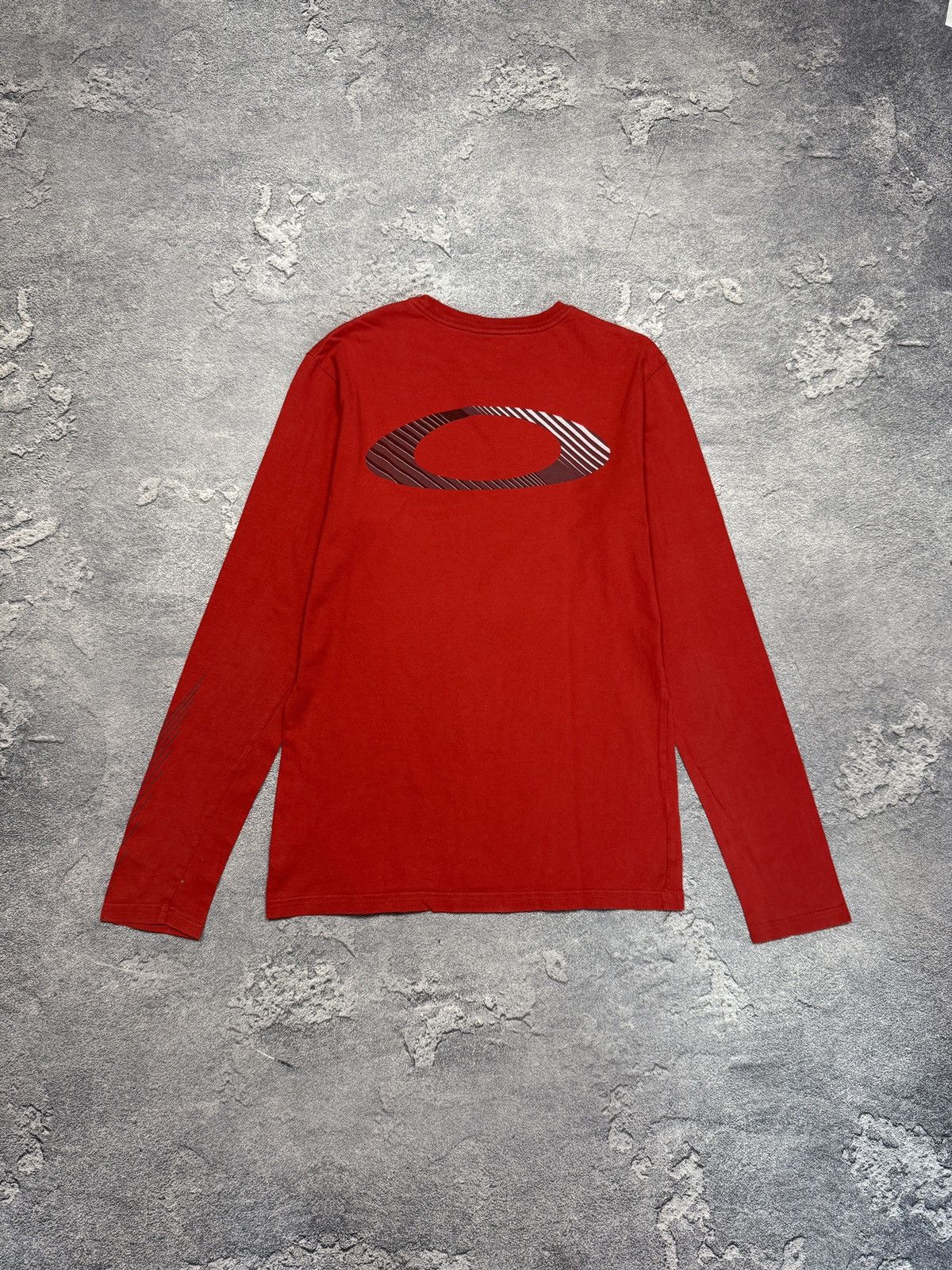 Oakley Y2K Vintage Oakley Long Sleeve Size US S / EU 44-46 / 1 - 1 Thumbnail