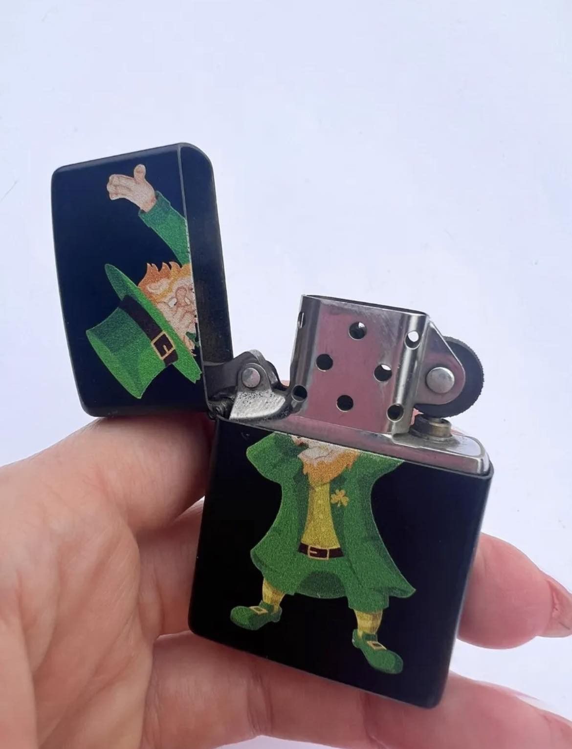 Vintage Zippo St.Patrick's Day Vintage Pocket Lighter made in USA Size ONE SIZE - 2 Thumbnail