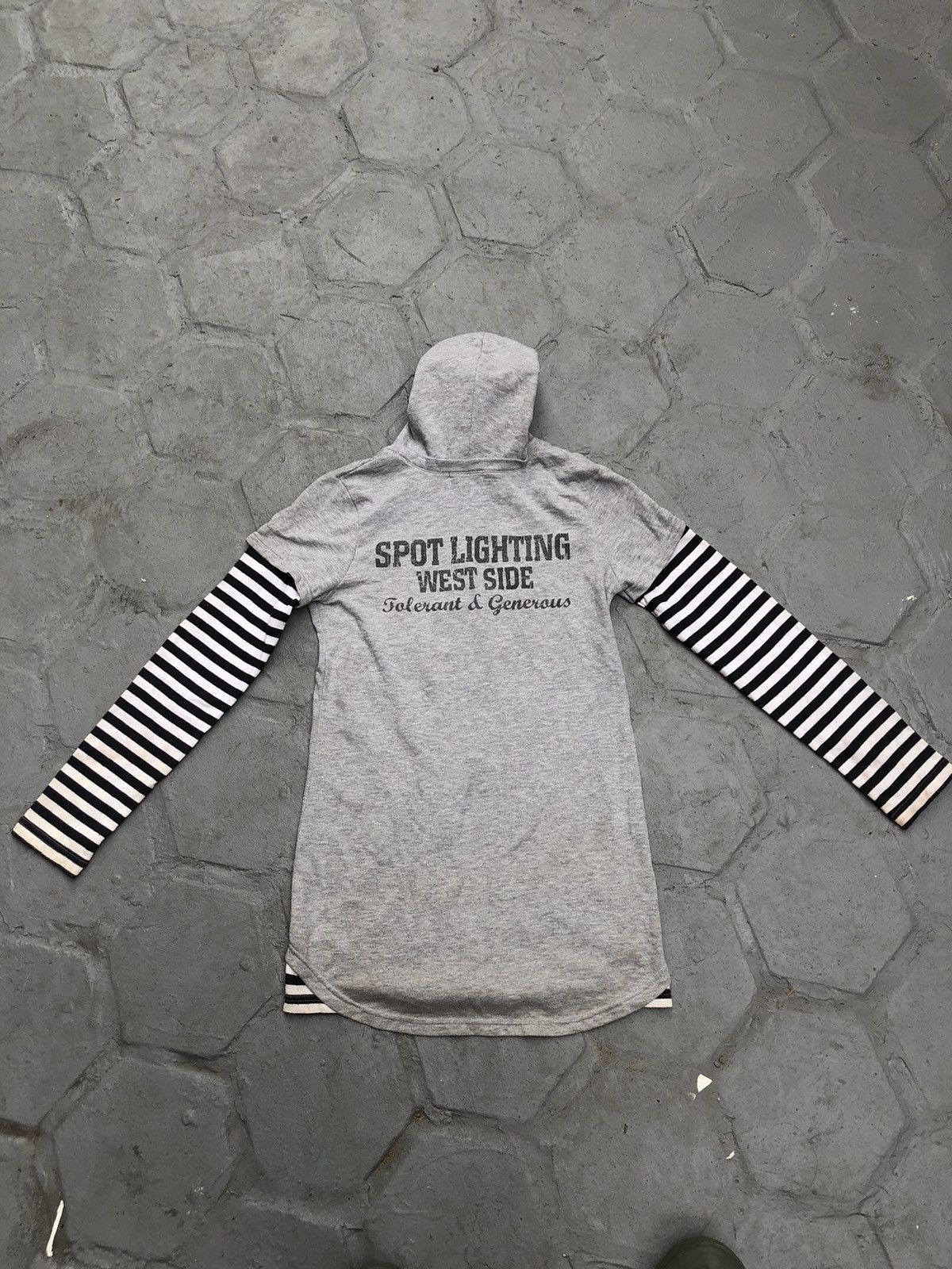 Japanese Brand Gray Hoodie Long Sleeve Striped Unisex Size L / US 10 / IT 46 - 7 Thumbnail