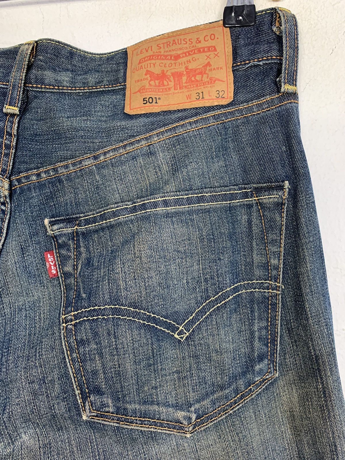 Levi's Hype 90s Levi’s Strauss Lot 501 Indigo Denim Jeans Buttonfly Size US 29 - 7 Thumbnail