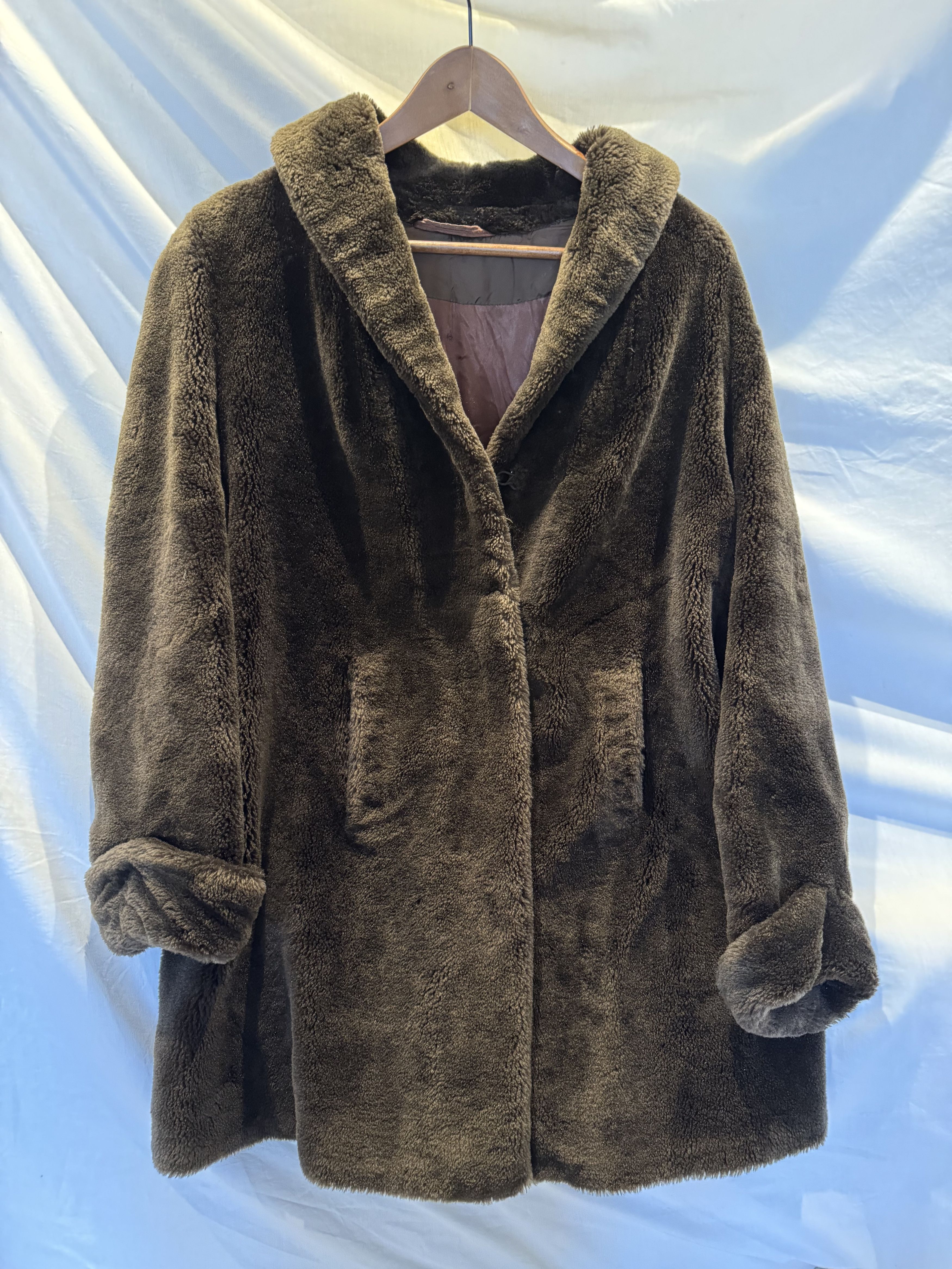 Vintage Vintage Fur Coat Size US L / EU 52-54 / 3 - 1 Thumbnail