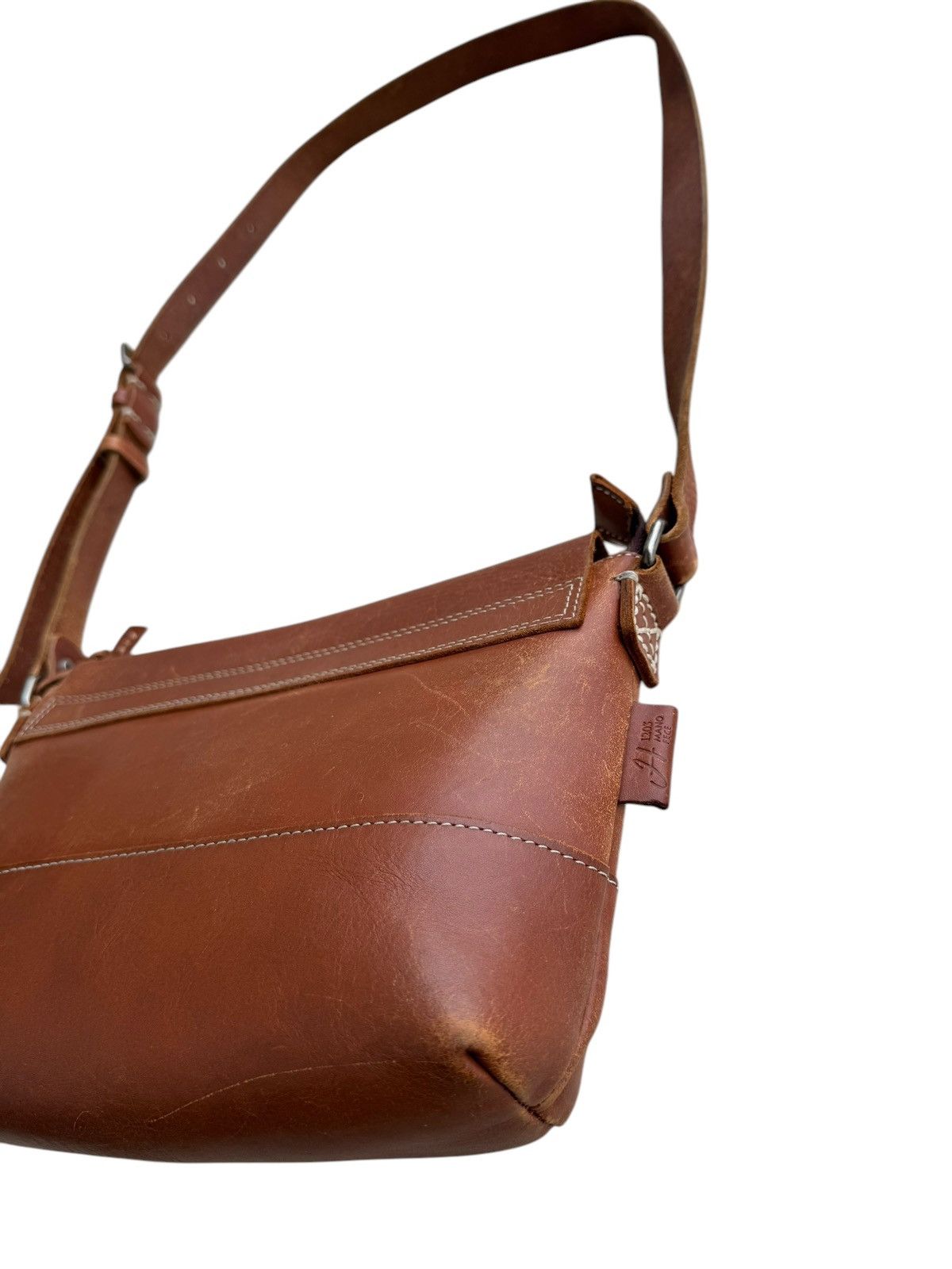 Genuine Leather 🔥 1203 Mano Fece Leather Sling Bag Size ONE SIZE - 4 Thumbnail