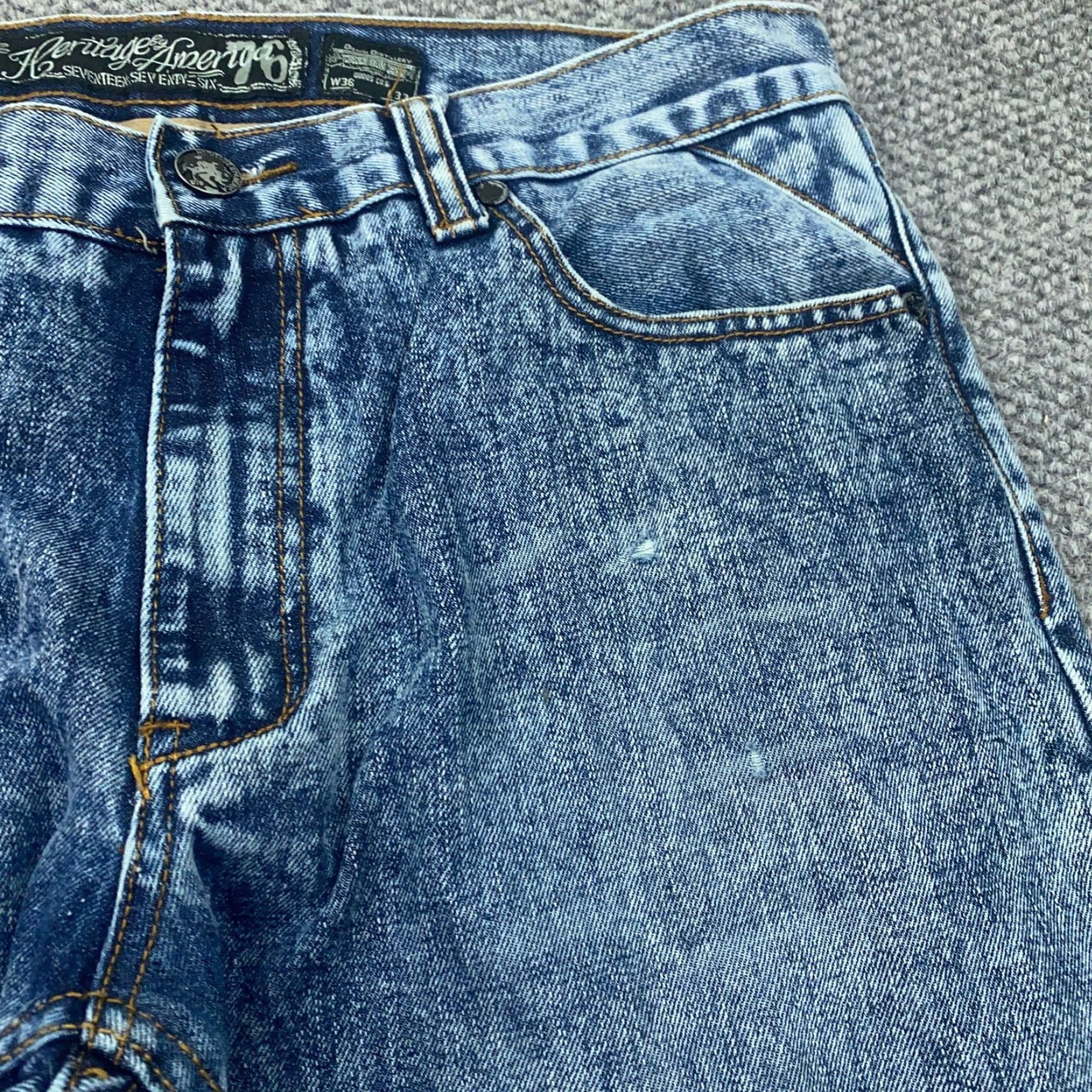Vintage Heritage By America Jeans Mens Size 36x33 Blue Acid Wash Regular Fit 5-Pocket Straight Size US 37 - 4 Thumbnail