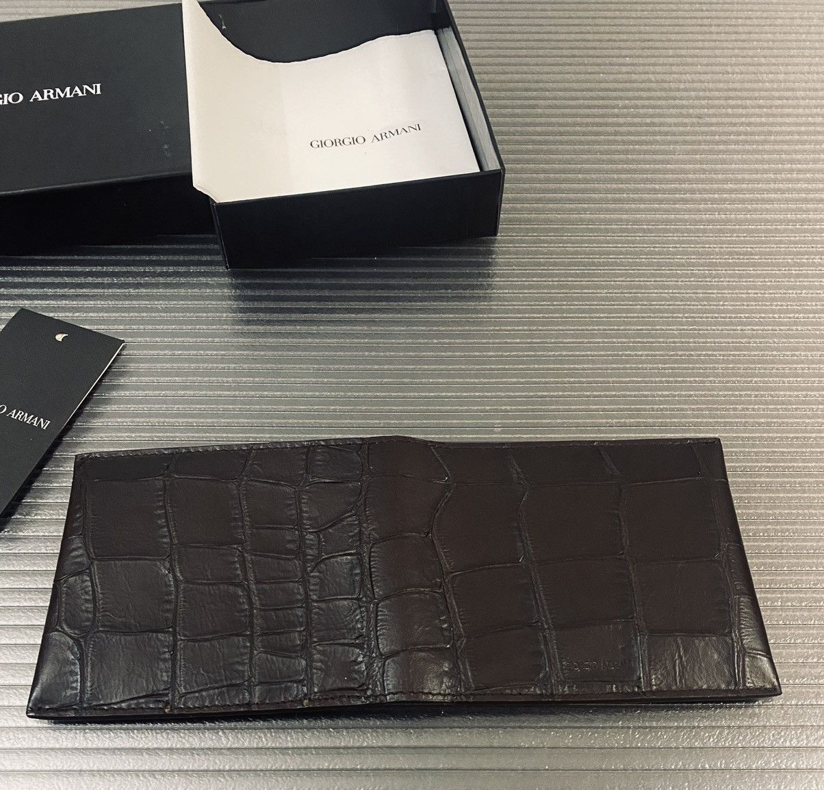 Giorgio Armani Giorgio Armani 🇮🇹 croc espresso leather 8 card wallet NEW Size ONE SIZE - 8 Thumbnail