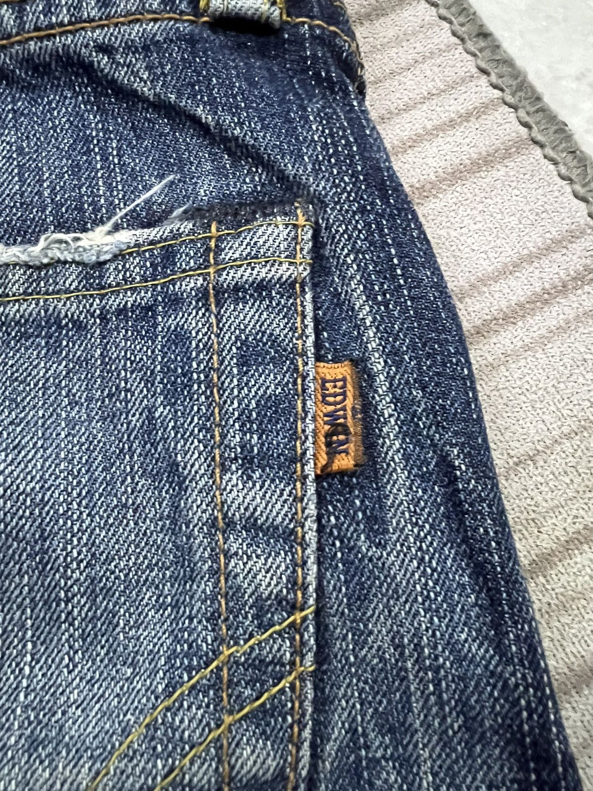 Edwin × Japanese Brand VINTAGE EDWIN 505zx SELVEDGE DISTRESSED DENIM Size US 33 - 13 Thumbnail