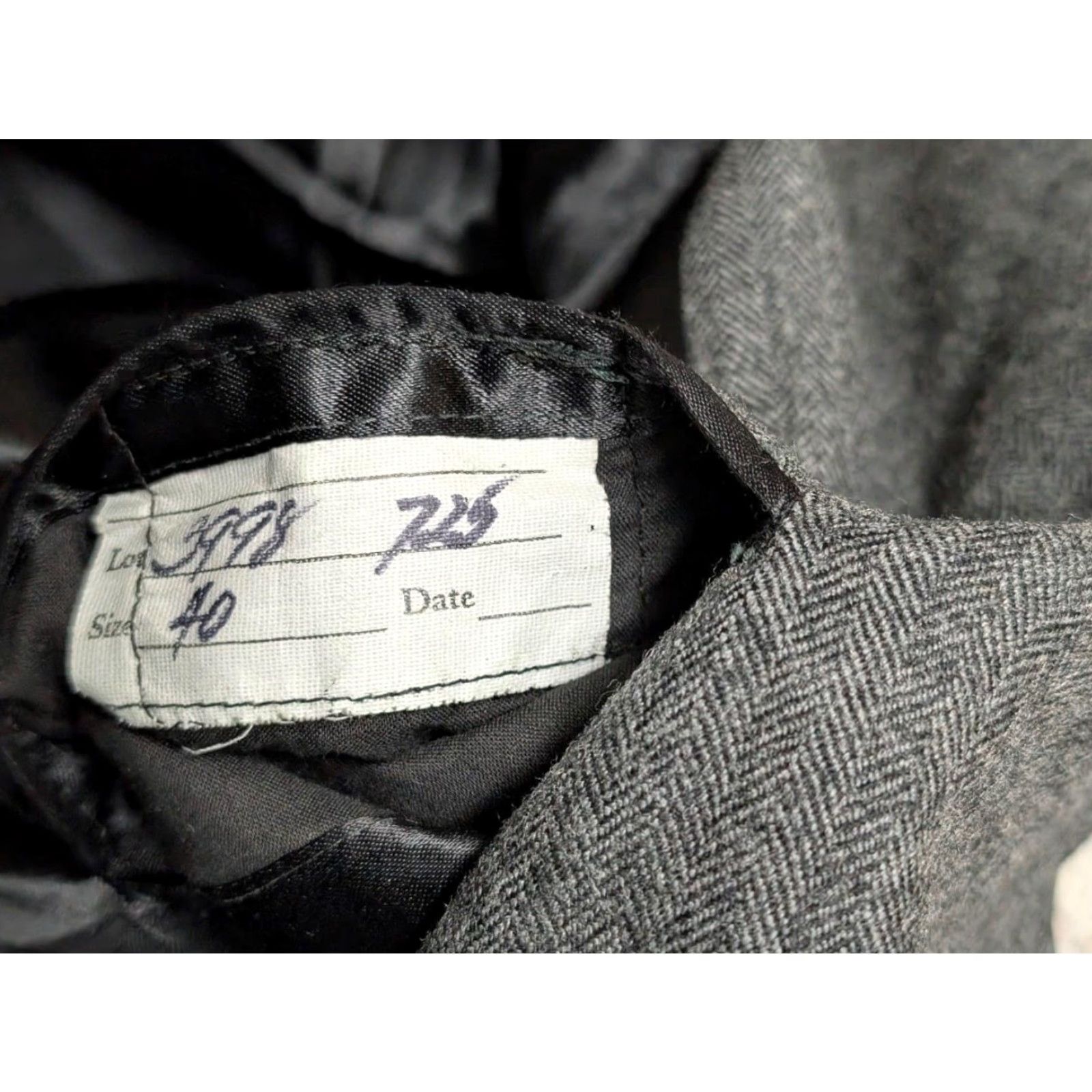 Vintage VINTAGE Powers & Goode Overcoat Jacket Coat Wool Tweed Herringbone 40L Charcoal Gray M Mens 1950s 60s Size US M / EU 48-50 / 2 - 6 Thumbnail