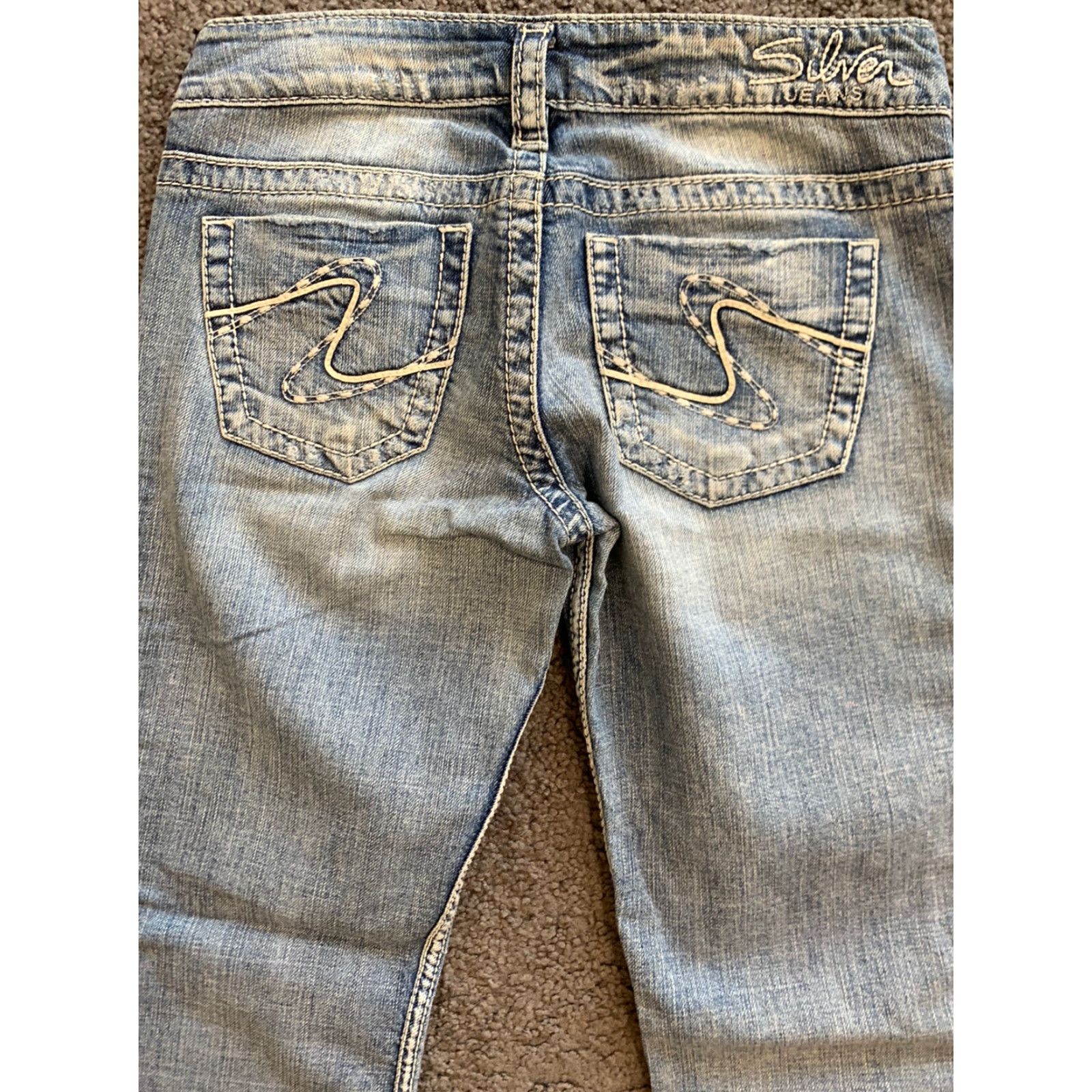 Silver Jeans Co. Silver Jeans Frances Capri Bootcut Jeans Women's 27 Medium Wash Blue Size 27" / US 4 / IT 40 - 2 Thumbnail