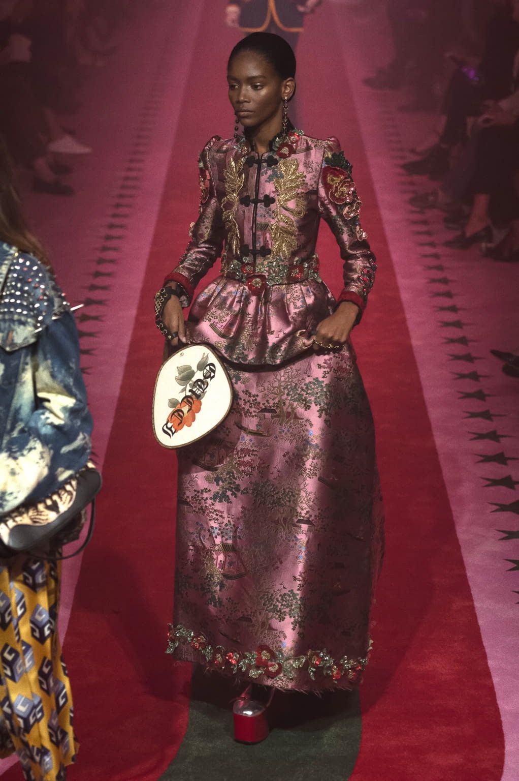 Gucci Gucci runway fan Size ONE SIZE - 7 Thumbnail