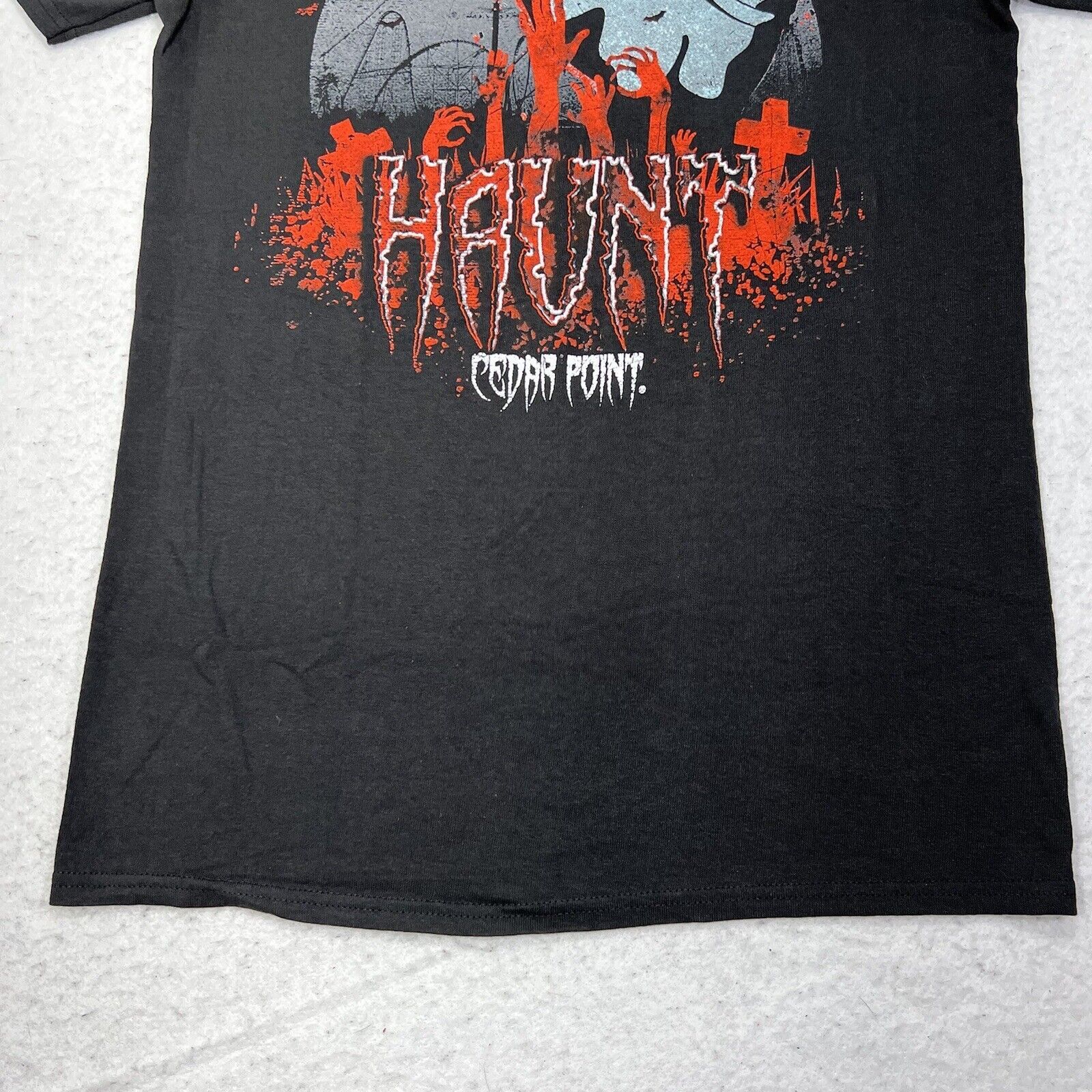 Delta Cedar Point Haunt Halloweekends Black Graphic T Shirt Size US S / EU 44-46 / 1 - 7 Thumbnail
