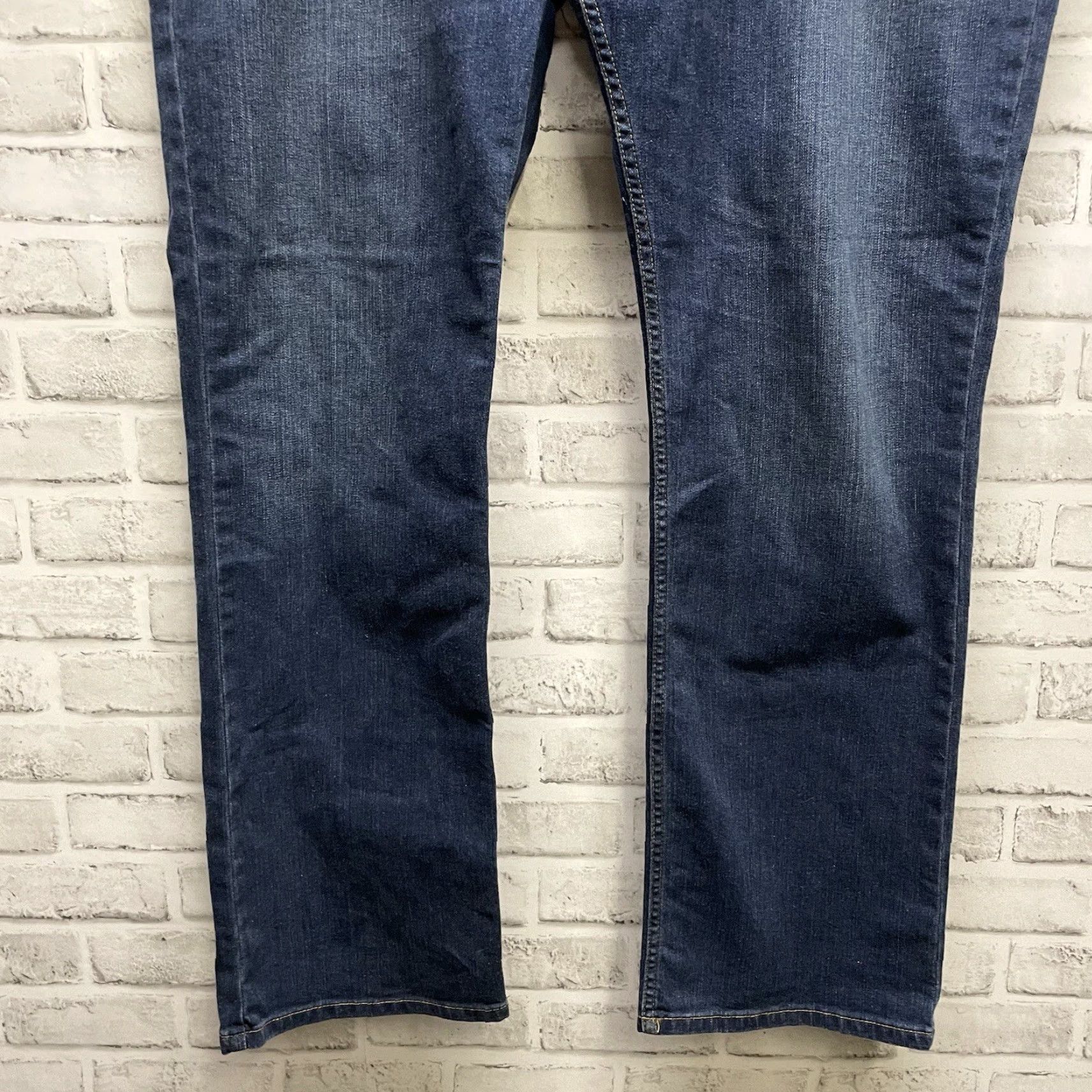 Carhartt Carhartt Jeans Mens Size 42x32 Blue 100% Cotton Relaxed Fit Straight Leg Size US 42 / EU 58 - 3 Thumbnail