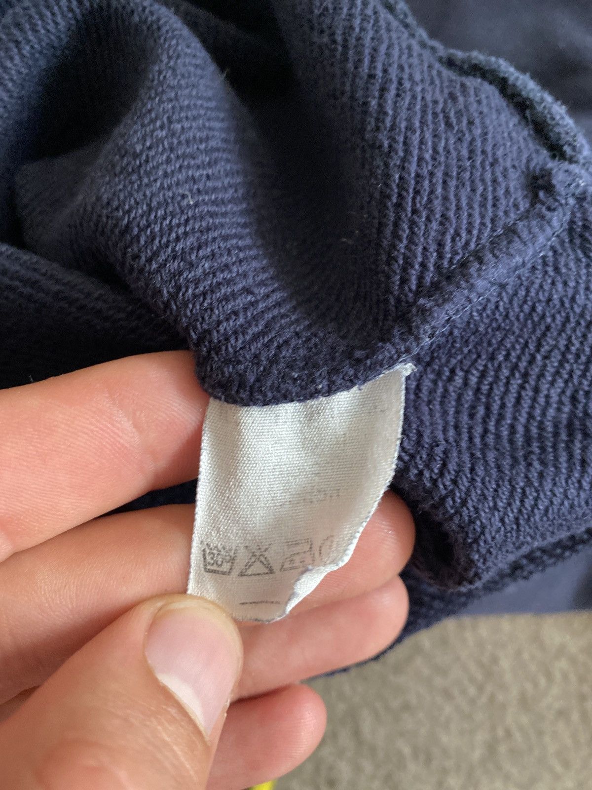 Yves Saint Laurent Vintage Yves Saint Lauren YSL Small Logo Sweatshirt Size US L / EU 52-54 / 3 - 7 Thumbnail
