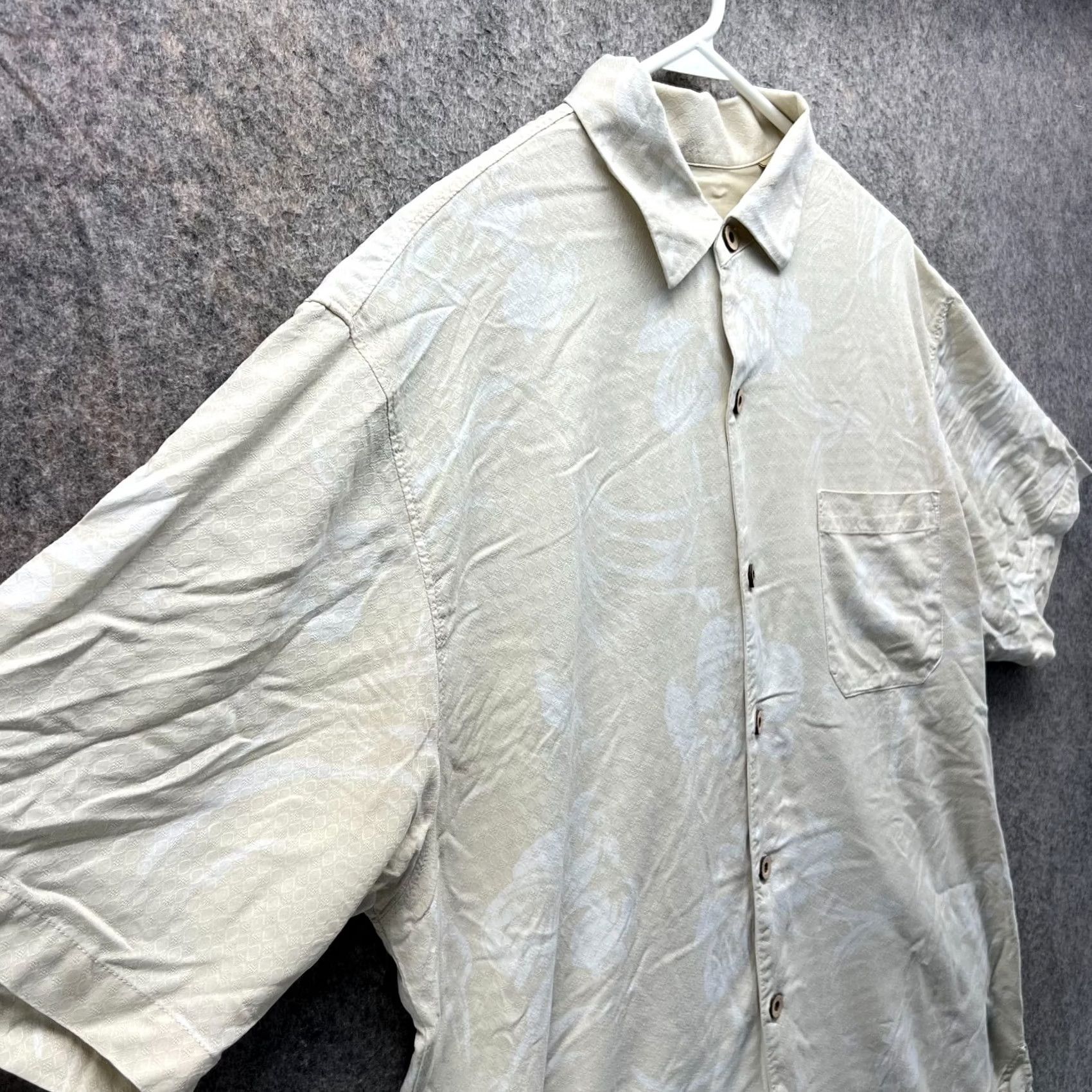 Tommy Bahama VINTAGE Tommy Bahama Shirt Men Large Beige Button-Down Silk Floral Fairweather Fronds Size US L / EU 52-54 / 3 - 6 Thumbnail