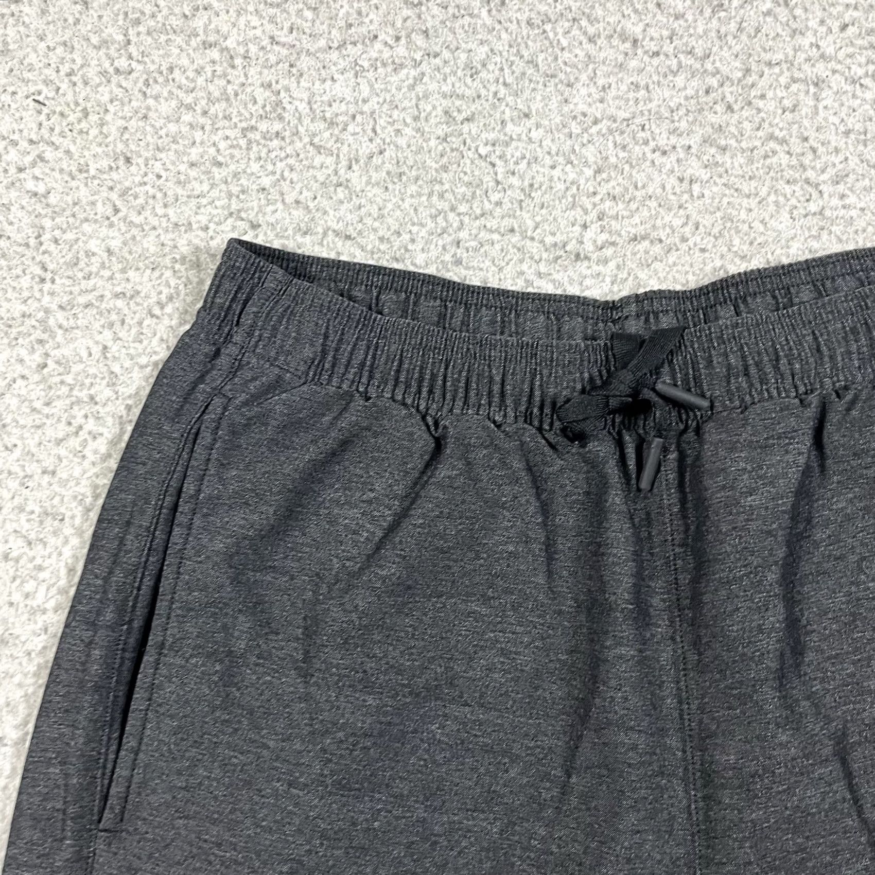 Rhone Rhone Shorts Mens S Gray Guru Performance Athletic Training Gym 7" Stretch Size US 29 - 6 Thumbnail