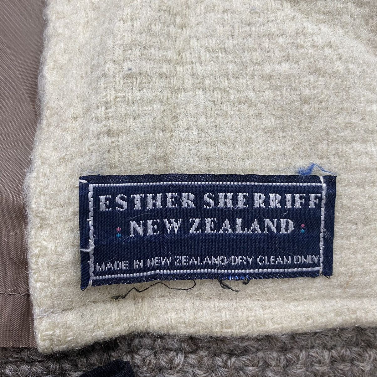 Vintage Vintage ESTHER SHERRIFF New Zealand Brand Wool Sweater Size US XL / EU 56 / 4 - 3 Thumbnail