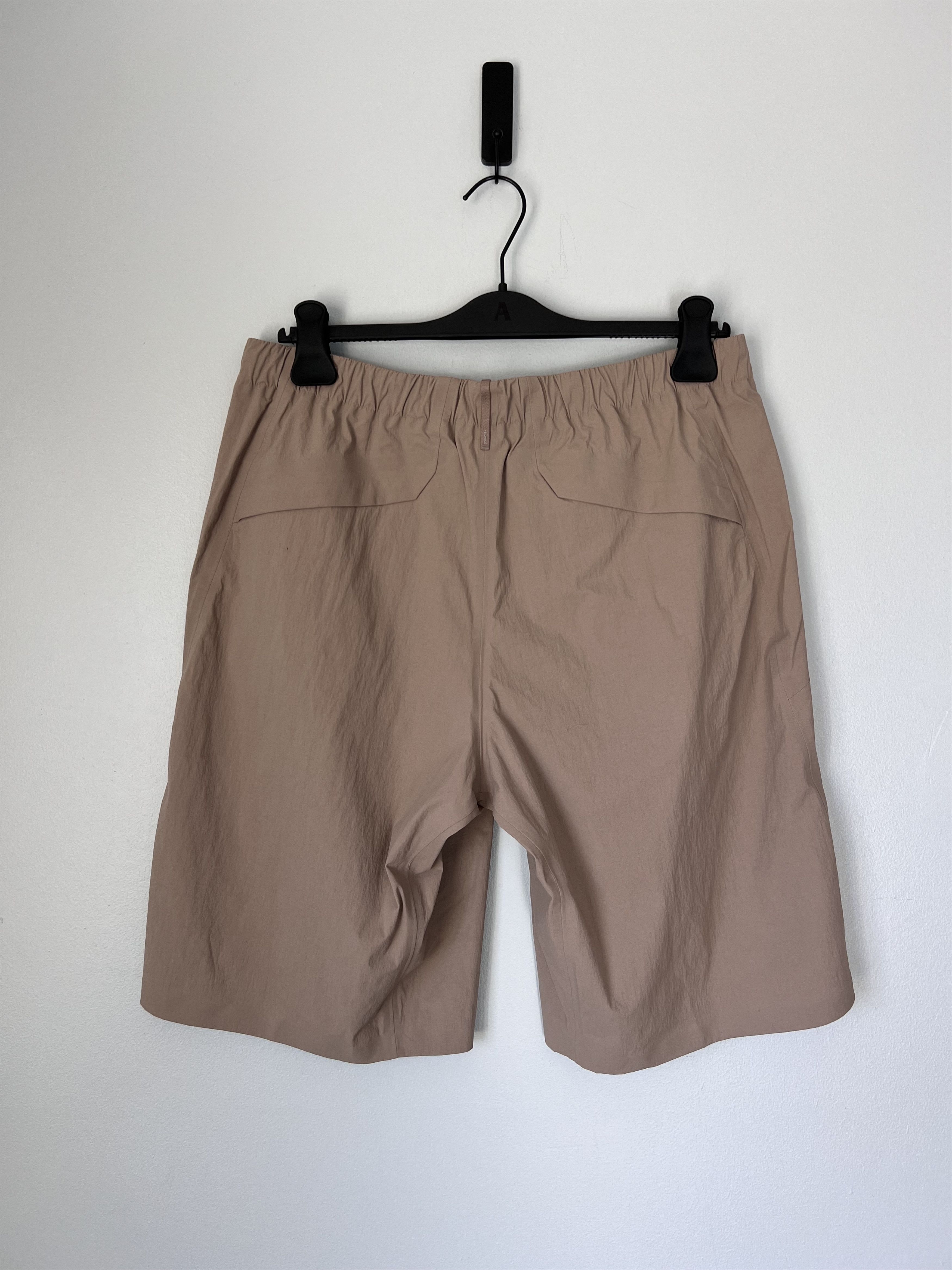 Veilance Arc'Teryx Veilance Spere LT Shorts in Soil Size US 34 / EU 50 - 4 Thumbnail