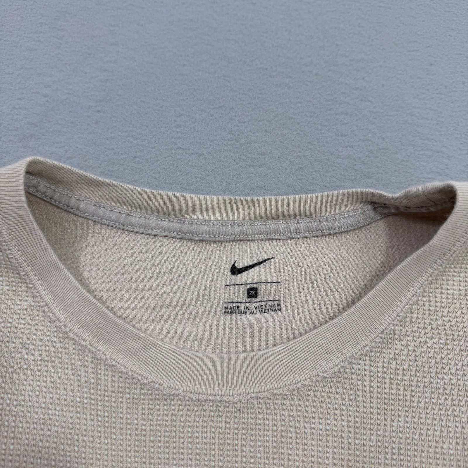Nike Nike Thermal Boxy Fit Long Sleeve Shirt Women's 2XL Cream Size XXL / US 16-18 / IT 52-54 - 4 Thumbnail