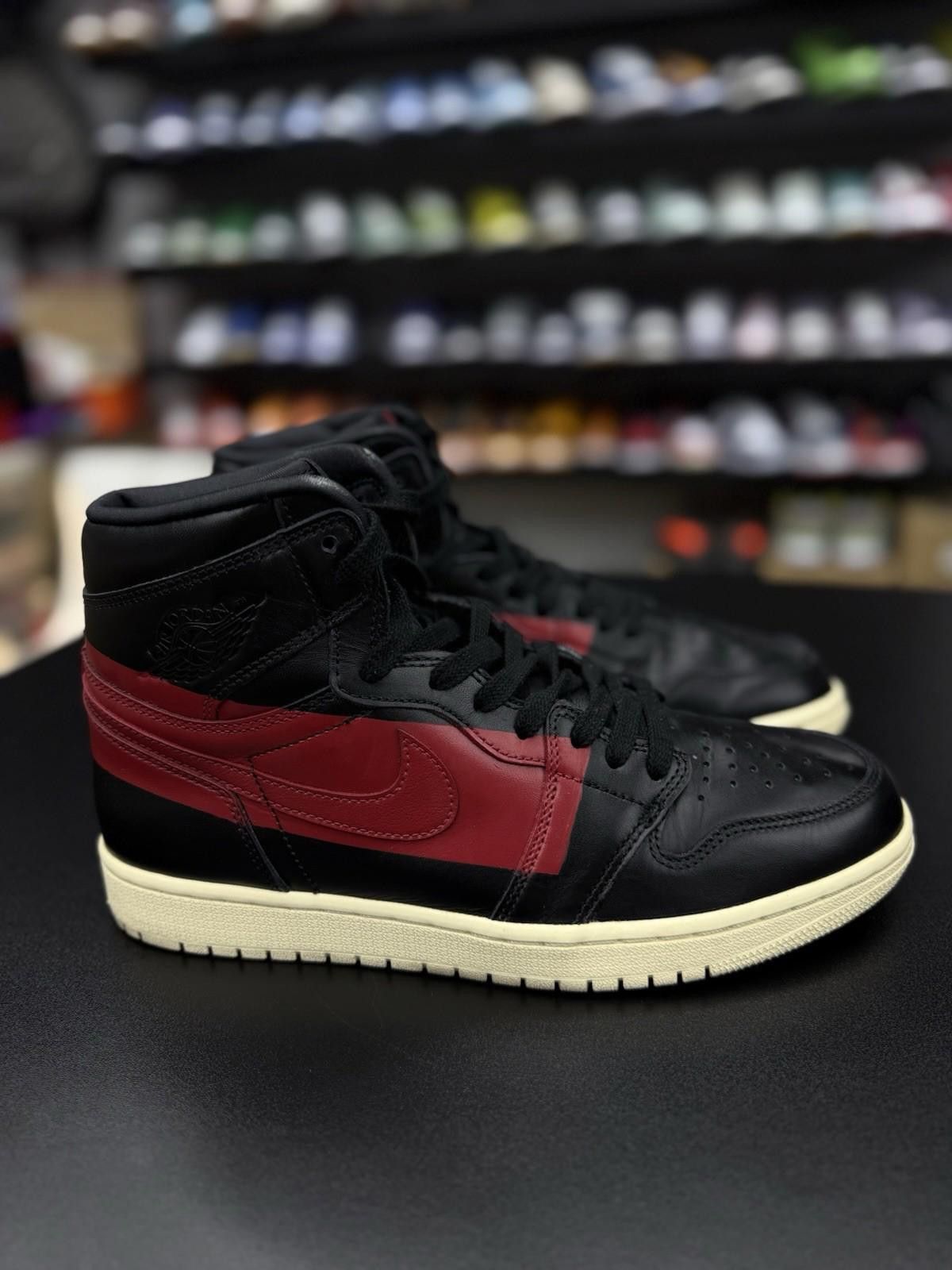 Jordan Brand Air Jordan 1 Retro OG Defiant Couture (10) BQ6682-006 Nike Size US 10 / EU 43 - 1 Thumbnail