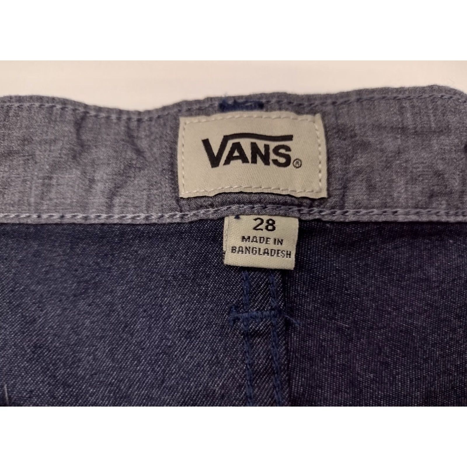 Vans VANS off the Wall Blue Denim Shorts Men Sz 28 Bermuda Skateboard Polyester/Cotton #1944 Size US 28 / EU 44 - 2 Thumbnail