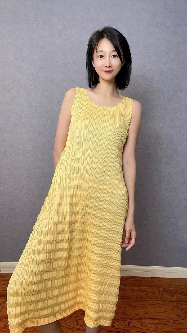 Issey Miyake Issey Miyake Yellow dress Size M / US 6-8 / IT 42-44 - 1 Thumbnail