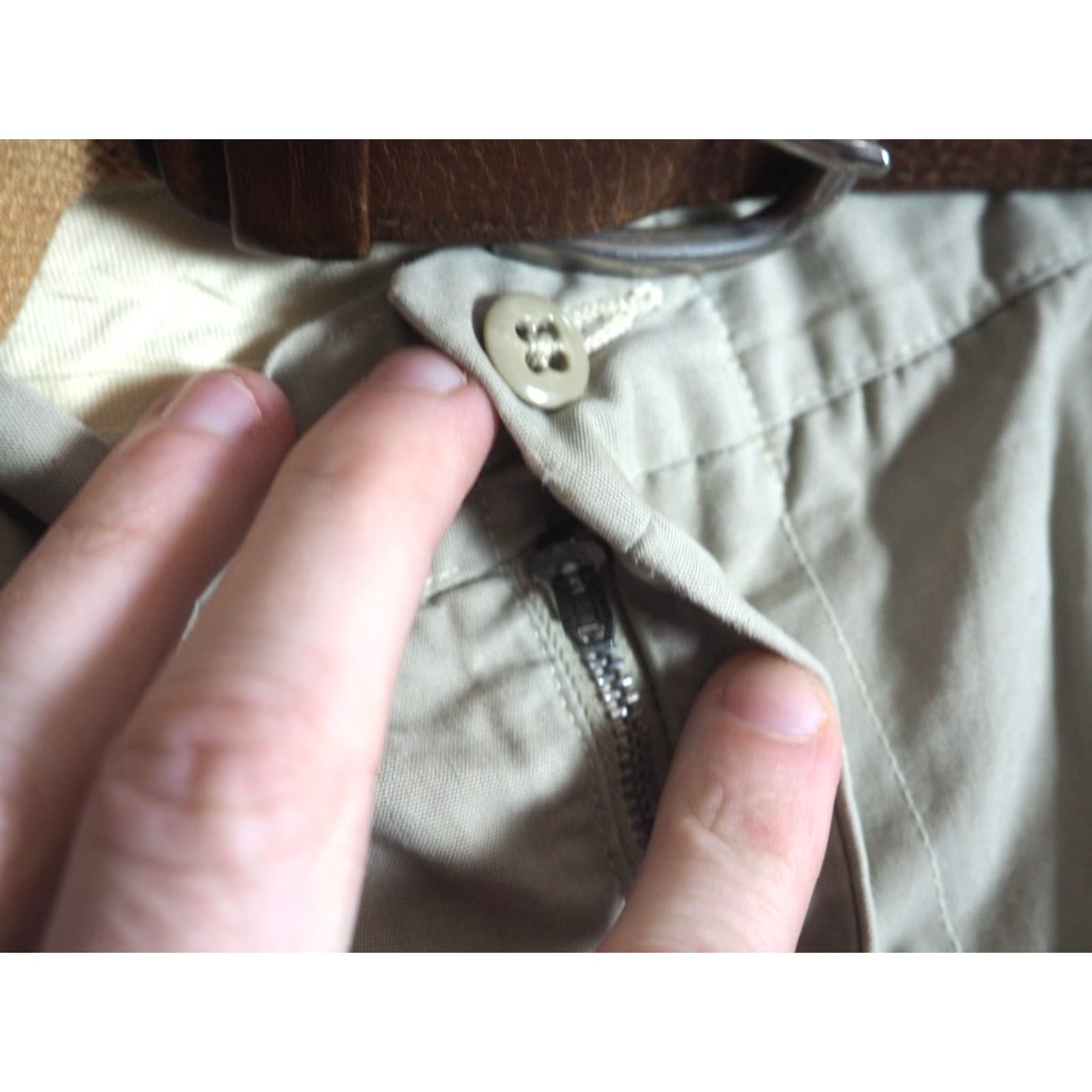 Abercrombie & Fitch VINTAGE Abercrombie & Fitch Army Safari Khaki Shorts Mens 36W 36" Waist 20" Length Beige Chino Casual Military 50s Size US 36 / EU 52 - 7 Thumbnail