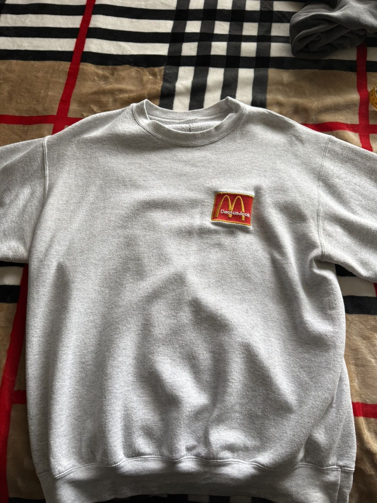 Travis Scott Cactus Jack McDonald’s Crewneck Size US M / EU 48-50 / 2 - 1 Thumbnail