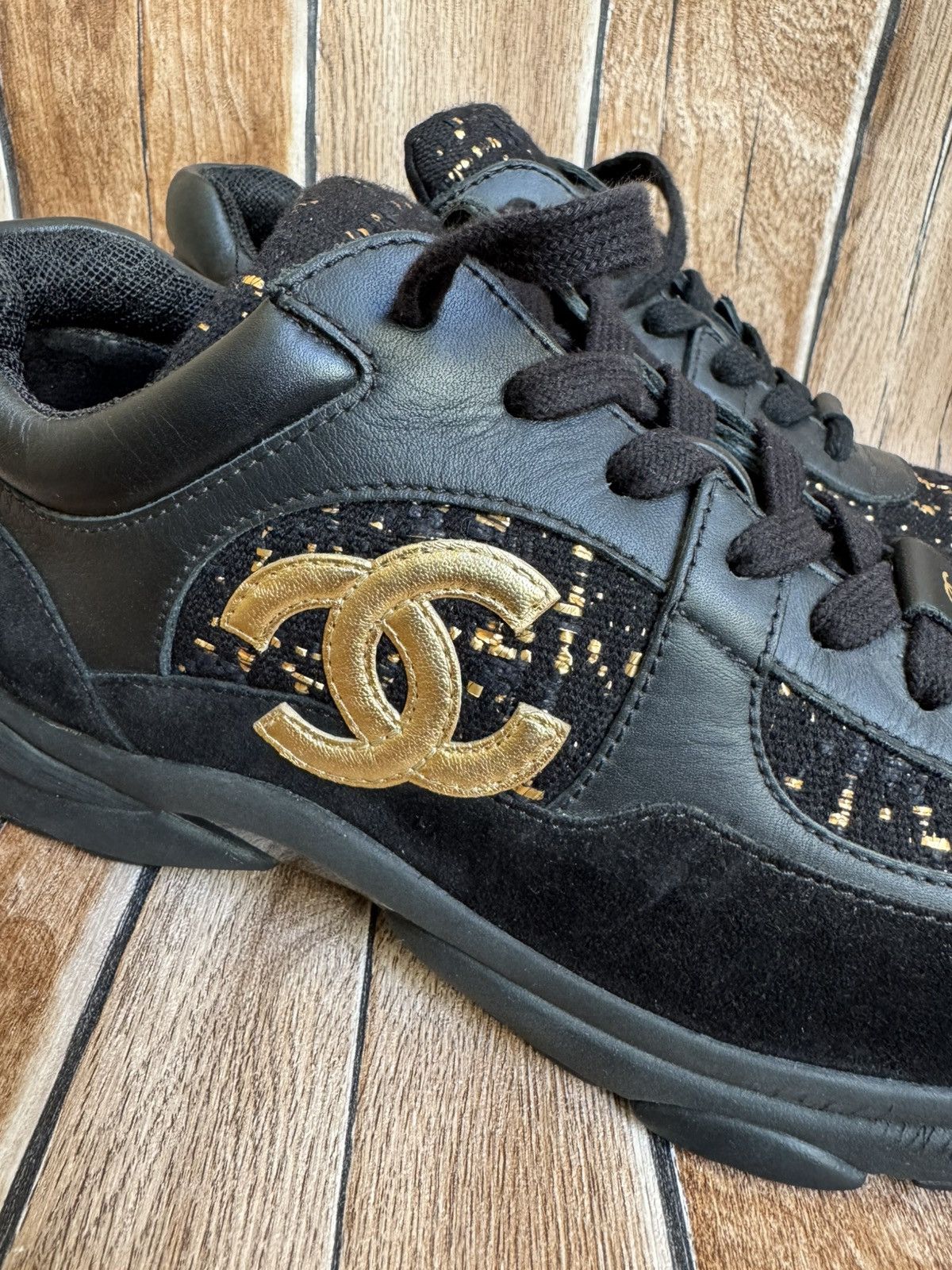 Chanel Suede Cc logo tweed trainers Size US 6 / EU 39 - 3 Thumbnail