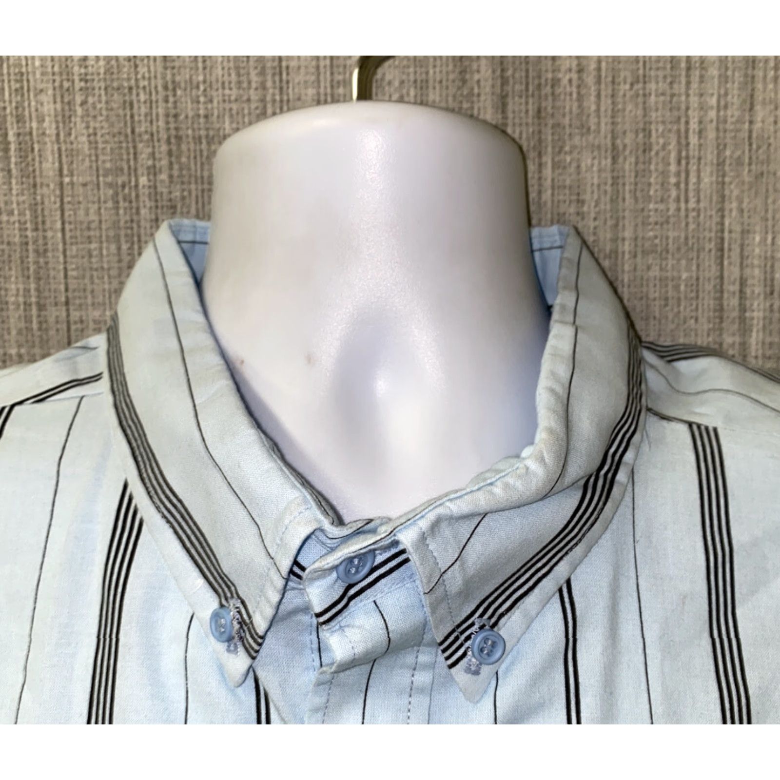 Jordache VINTAGE Jordache Shirt 3X Mens Blue Striped USA Button-Up Long Sleeve, Collared, Cotton, Regular Fit, Casual, USA, Blue Size US XXL / EU 58 / 5 - 3 Thumbnail