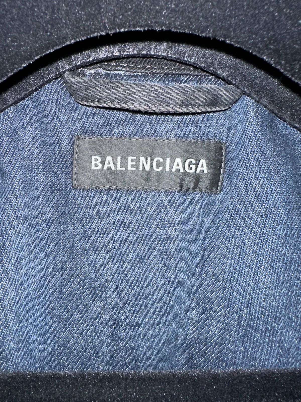 Balenciaga Balenciaga Padded Oversized Denim Jacket Size: 44 Size US S / EU 44-46 / 1 - 3 Thumbnail