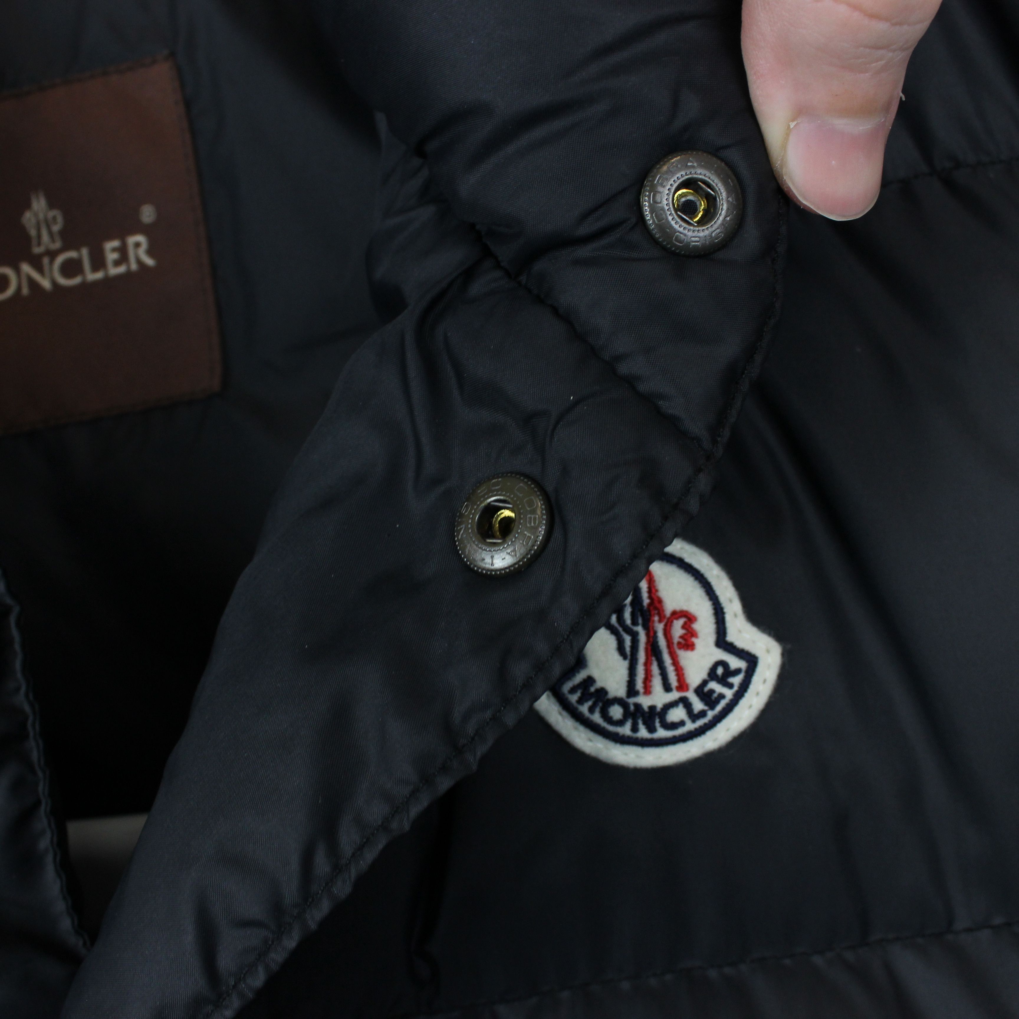 Moncler Moncler down vest gilet black M L Size US L / EU 52-54 / 3 - 11 Thumbnail