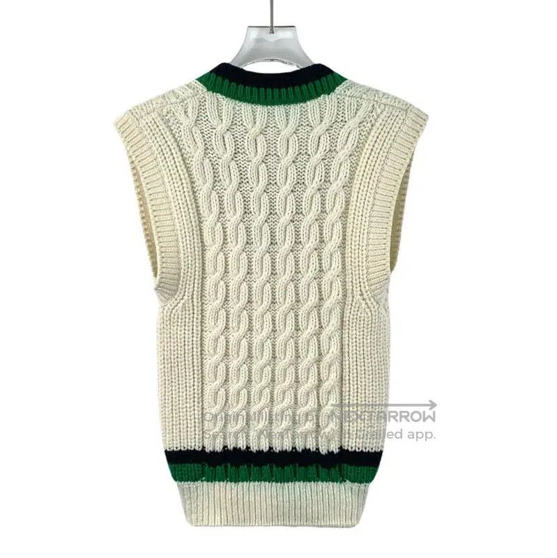Miu Miu Miu Miu Cream Cable Knit Pullover Vest . Size S / US 4 / IT 40 - 2 Thumbnail