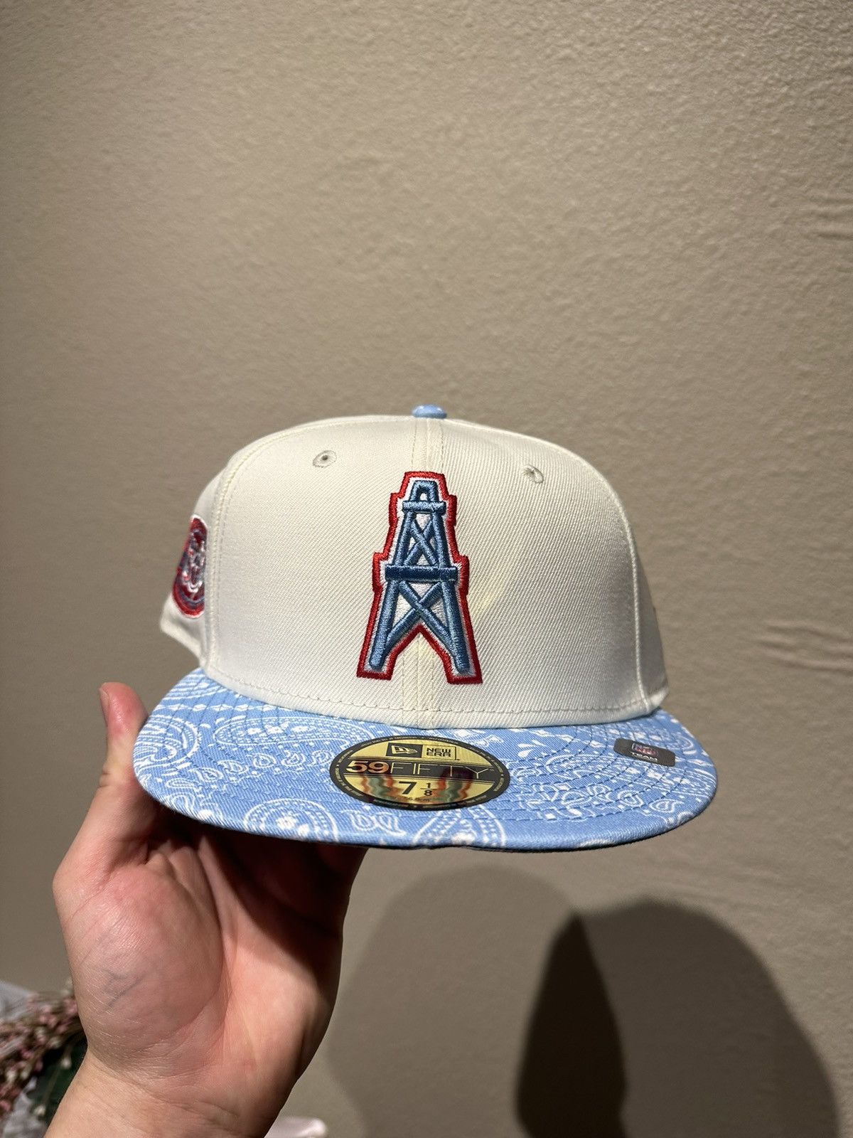 image of Vintage Houston Oilers 50Th Paisley 7 1/8 in Offwhite, Men's