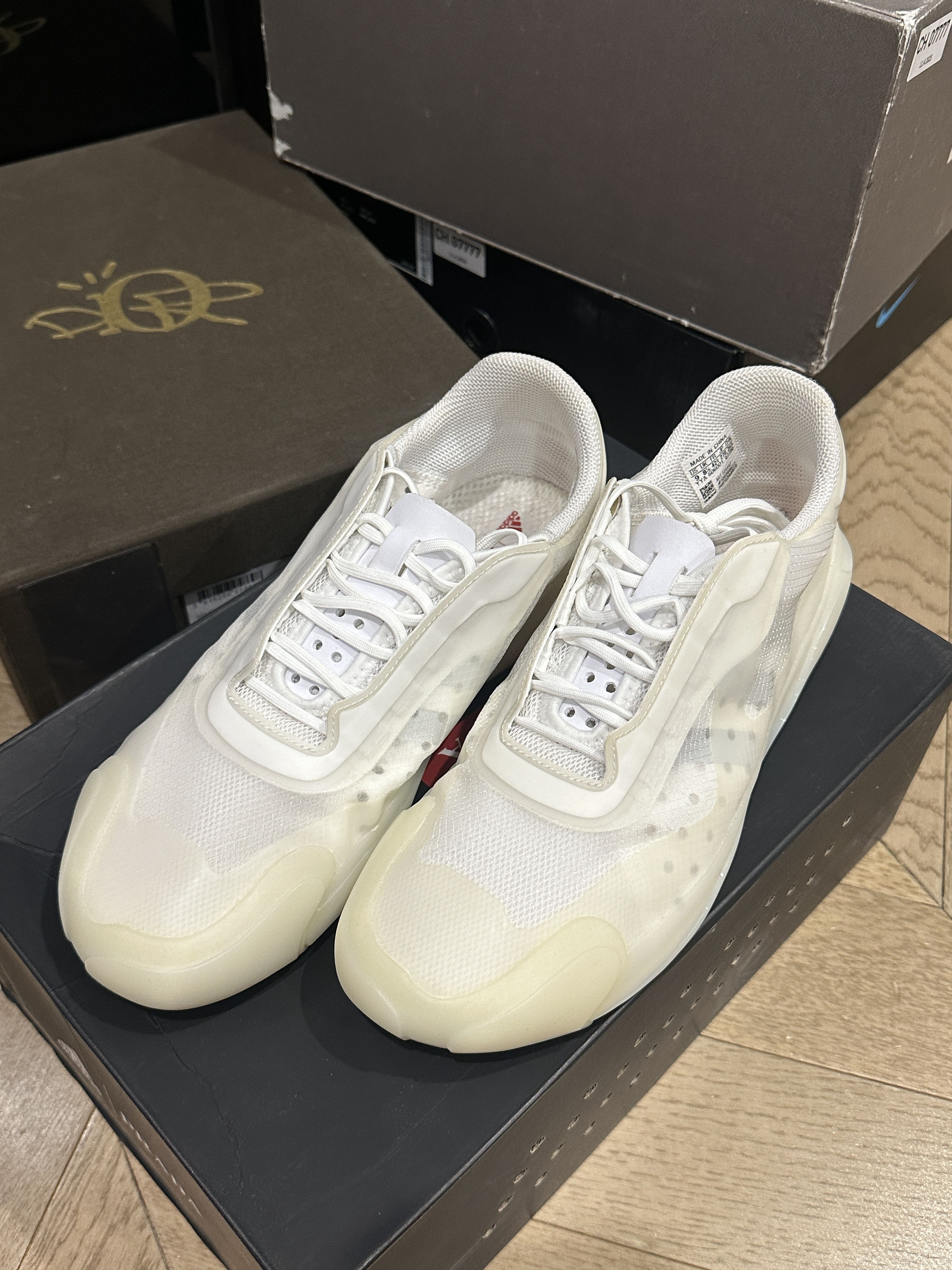 Prada A + P Luna Rossa 21 Size US 9 / EU 42 - 1 Thumbnail