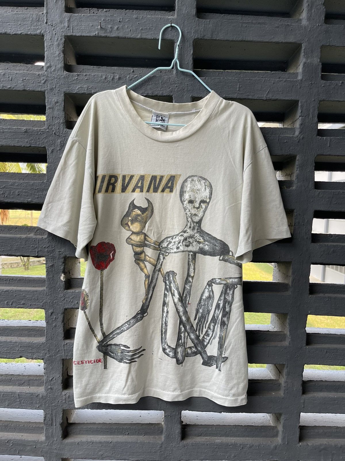 Band Tees × Nirvana × Vintage True Vintage Nirvana Incesticide 1993 Band tees📸 Size US L / EU 52-54 / 3 - 1 Thumbnail