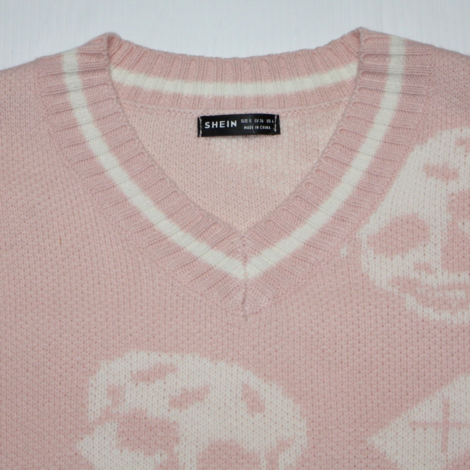 Shein Skull Pattern Drop Shoulder Sweater in Pink size Small US 4 Size S / US 4 / IT 40 - 3 Thumbnail