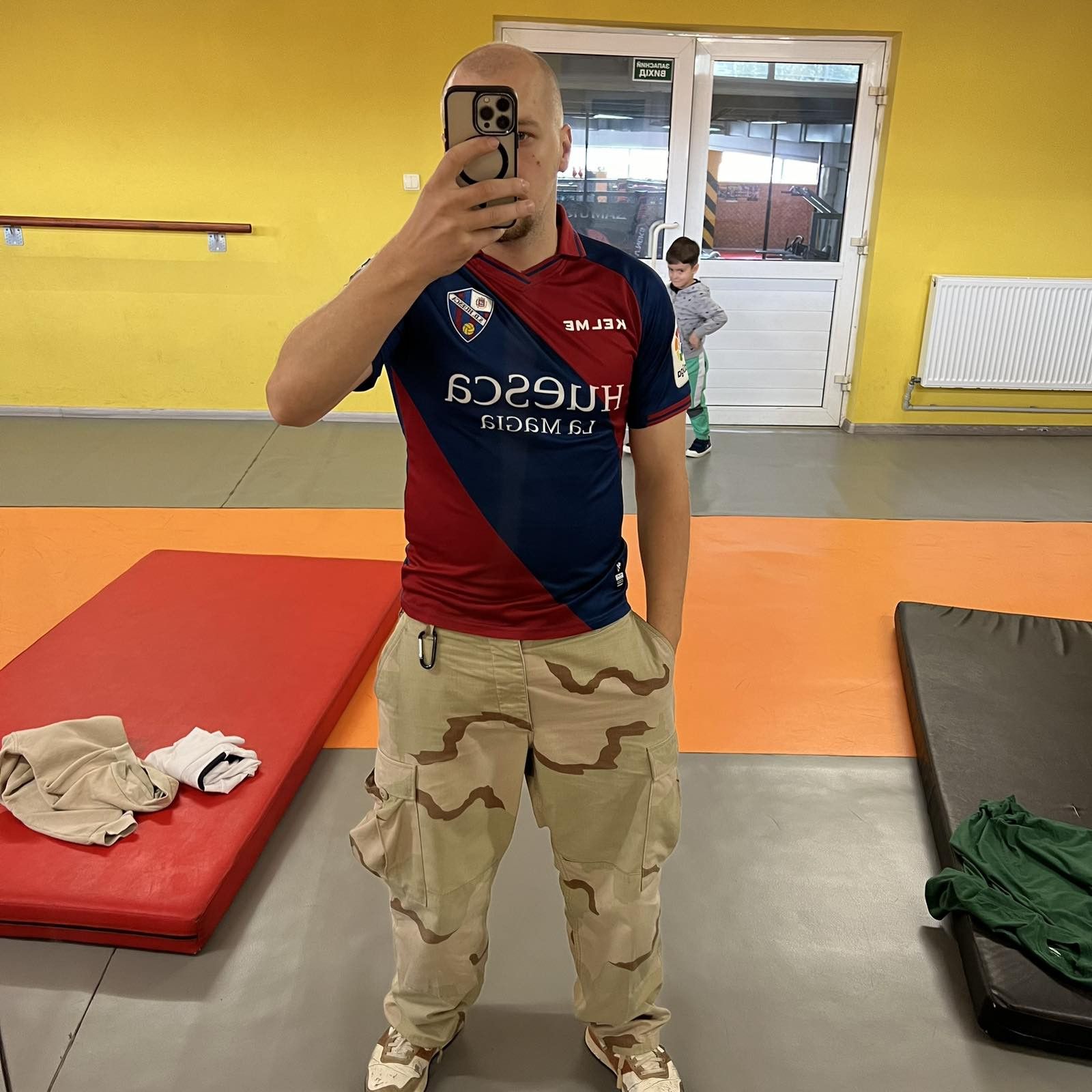 Vintage Kelme SD Huesca 2018-19 Home Jersey Adult Sz S Size US S / EU 44-46 / 1 - 4 Thumbnail