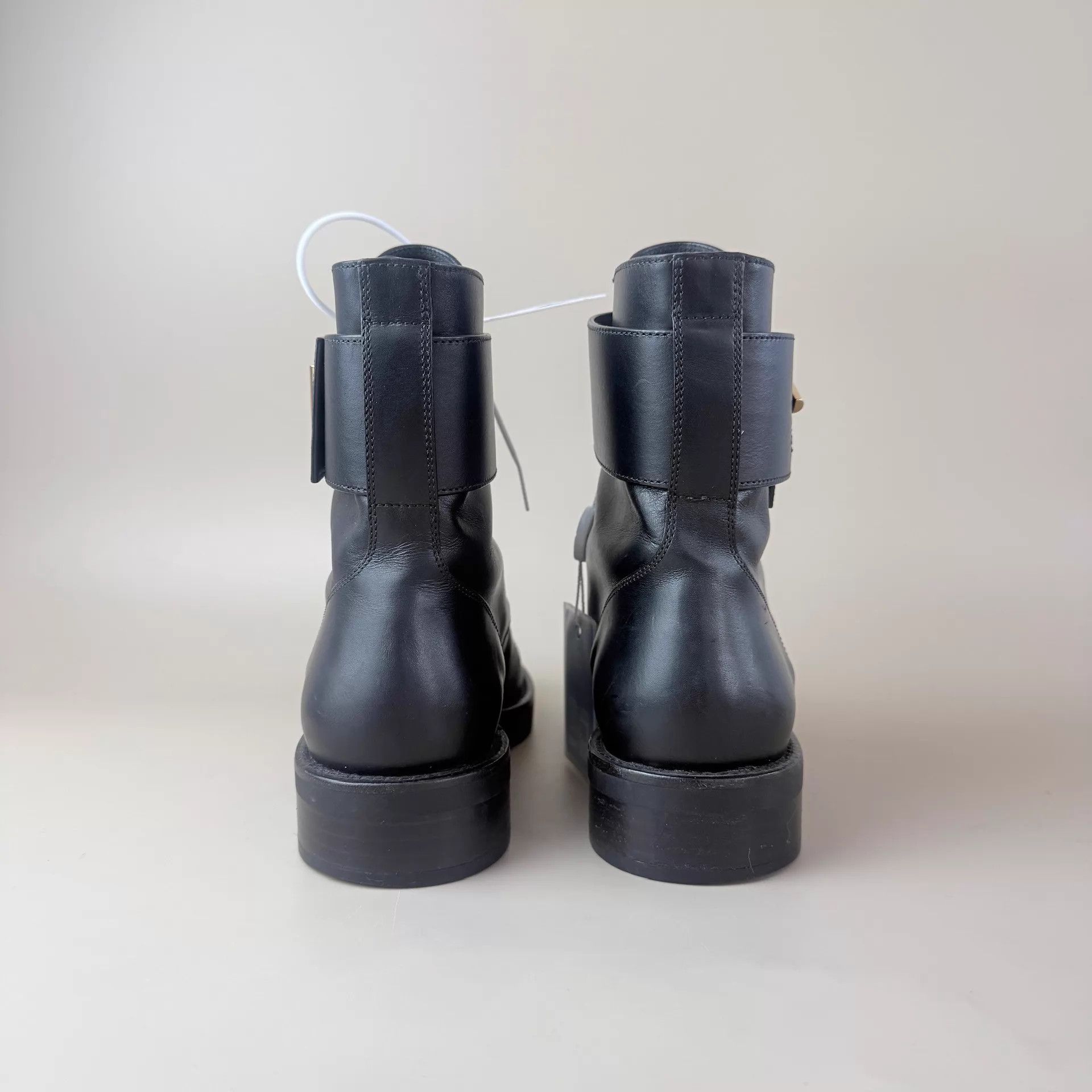 Louis Vuitton LV black gold laced short boots EUR 36 99 New Size US 5.5 / IT 35.5 - 3 Thumbnail
