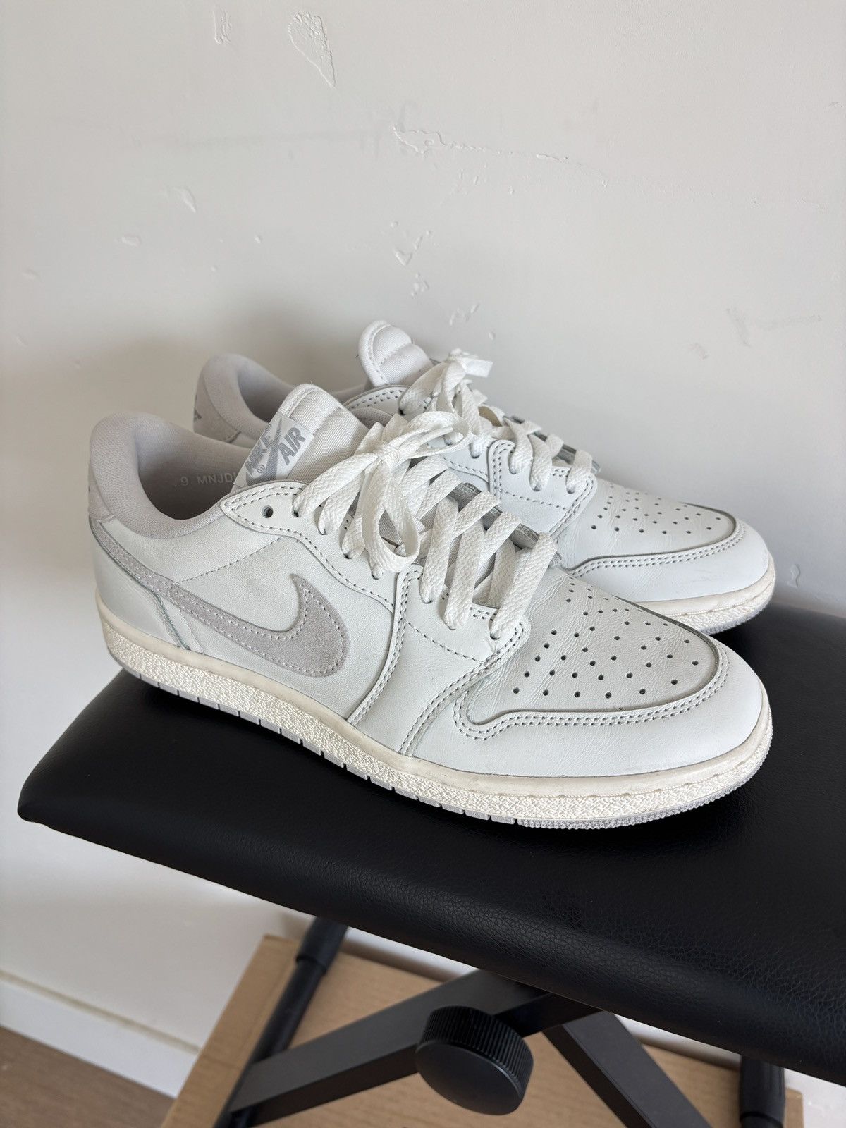 Jordan Brand Nike Air Jordan 1 Low 85 Neutral Grey Size US 9 / EU 42 - 3 Thumbnail