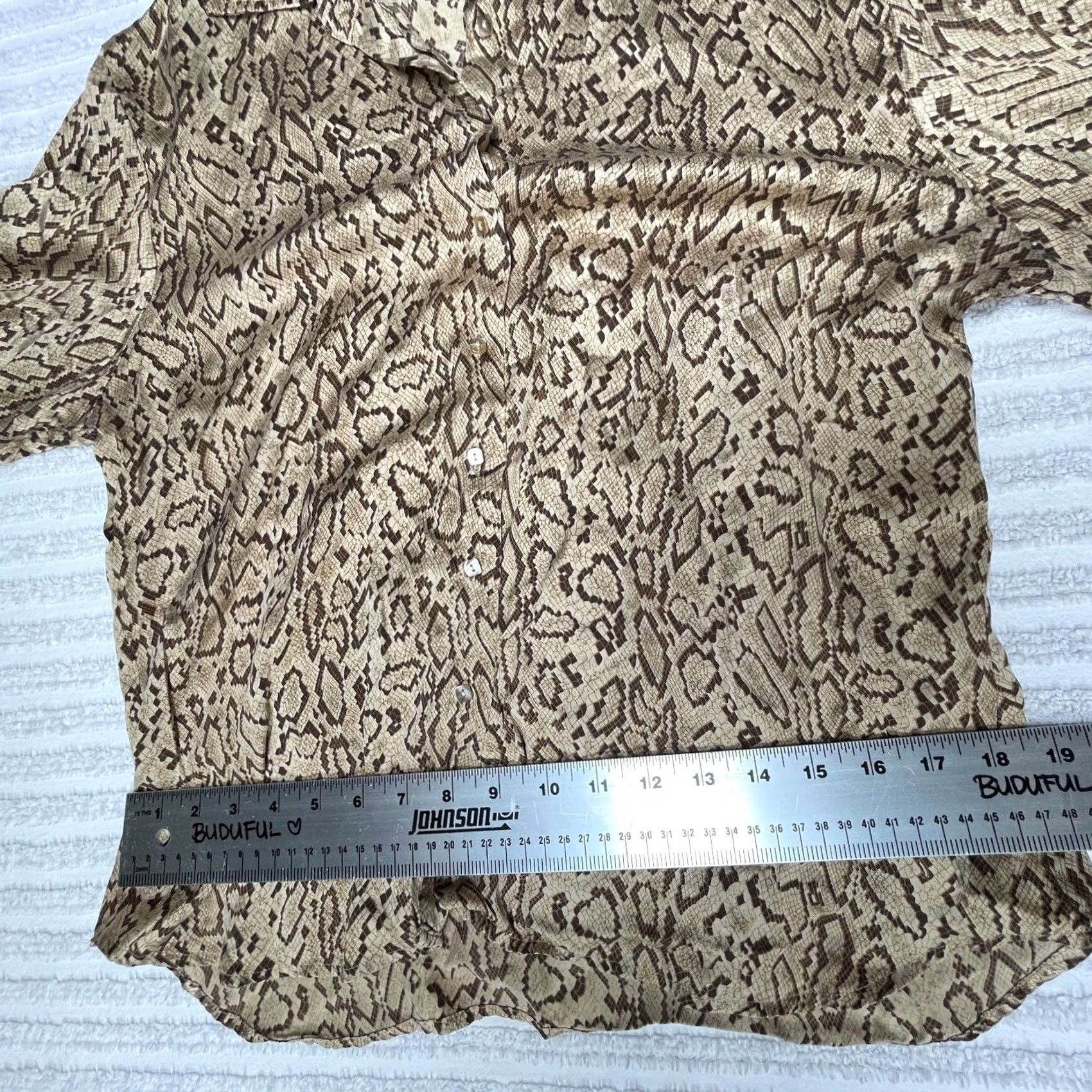 Vintage VINTAGE CLIO Women’s Button-Down Long Sleeve Snakeskin Silk Shirt Brown Size 12 Size XL / US 12-14 / IT 48-50 - 7 Thumbnail
