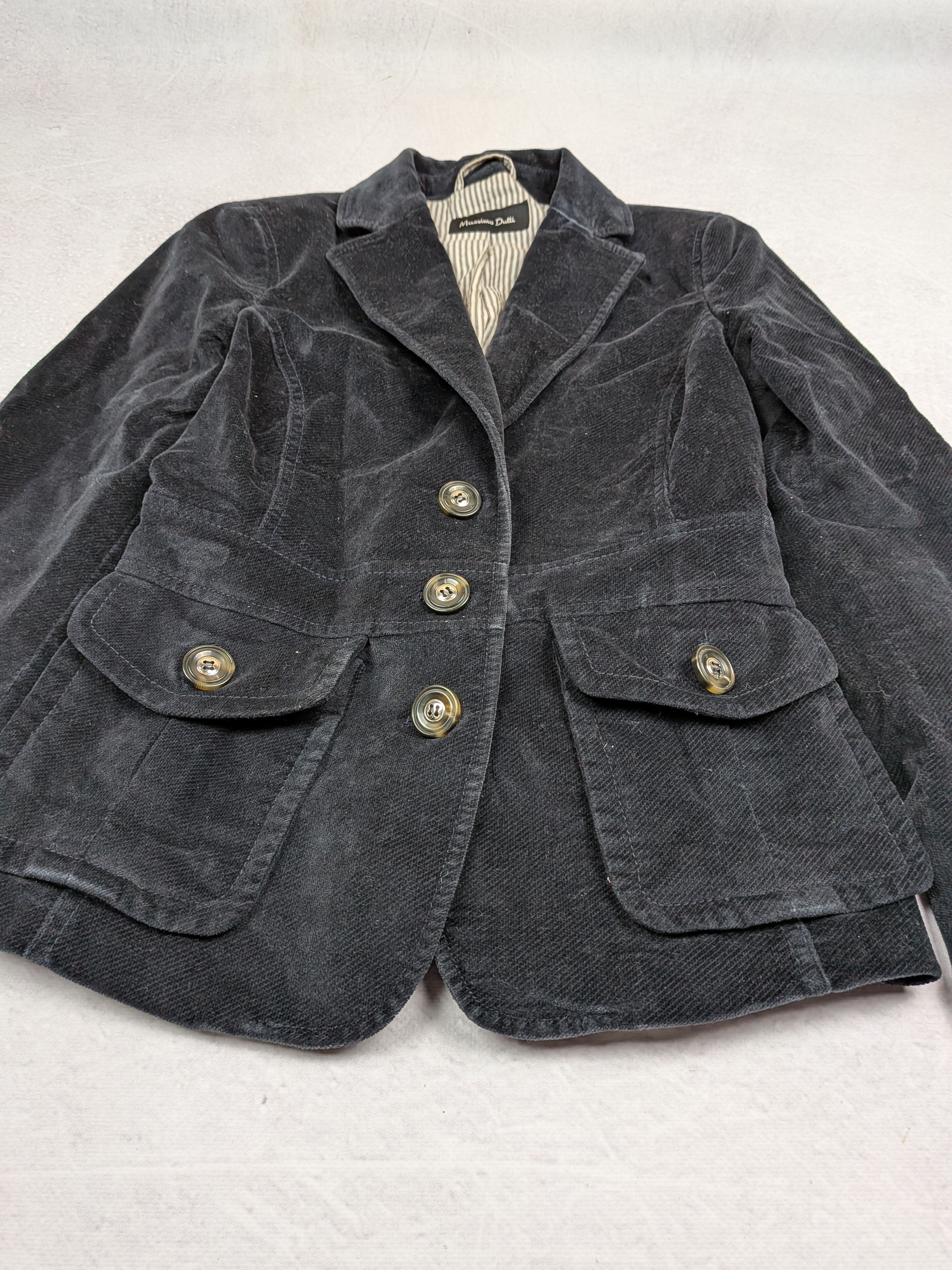 Massimo Dutti Massimo Dutti Velvet Blazer Winter Made in Portugal Size M Size M / US 6-8 / IT 42-44 - 5 Thumbnail