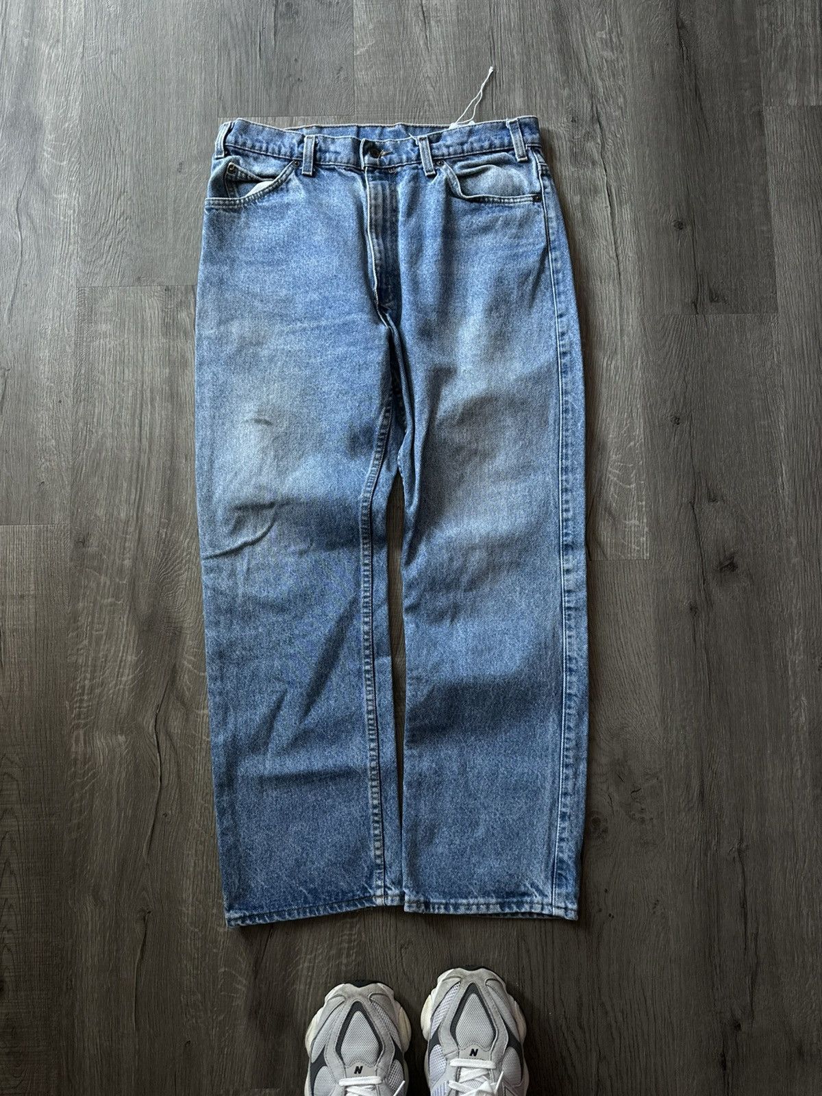 Vintage Vintage 90s Light Wash Levis Jeans Size US 34 / EU 50 - 4 Thumbnail