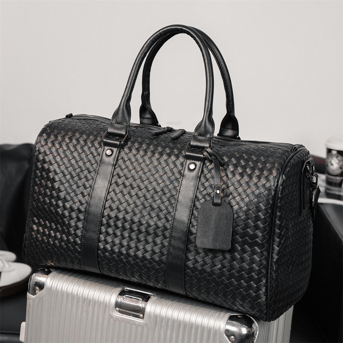 Japanese Brand × Vintage Outdoor retro woven travel duffle bag pu leather Size ONE SIZE - 2 Thumbnail