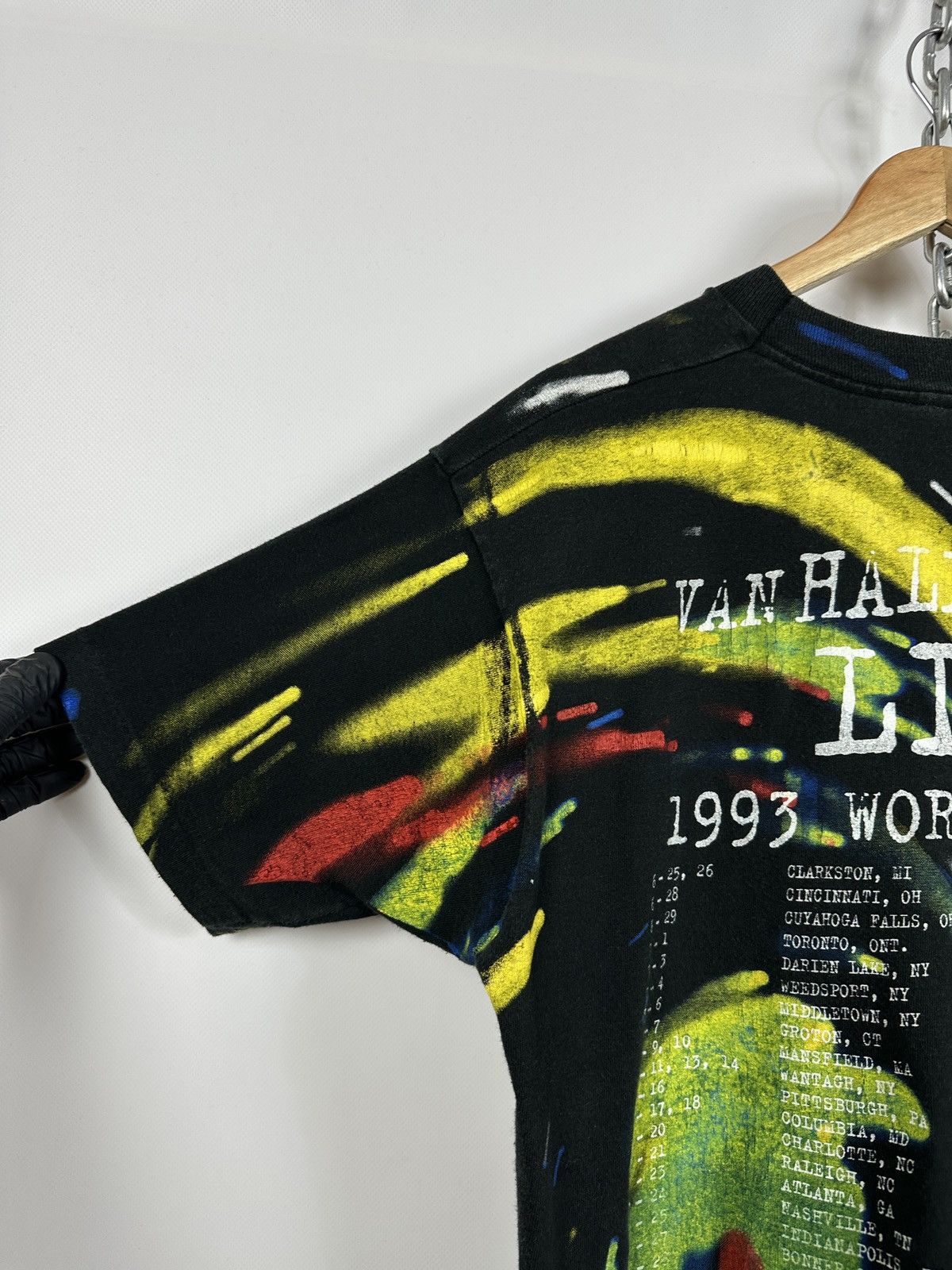 Band Tees 1993 Vintage Van Halen Live AOP World Tour Band T-Shirt Size US L / EU 52-54 / 3 - 15 Thumbnail