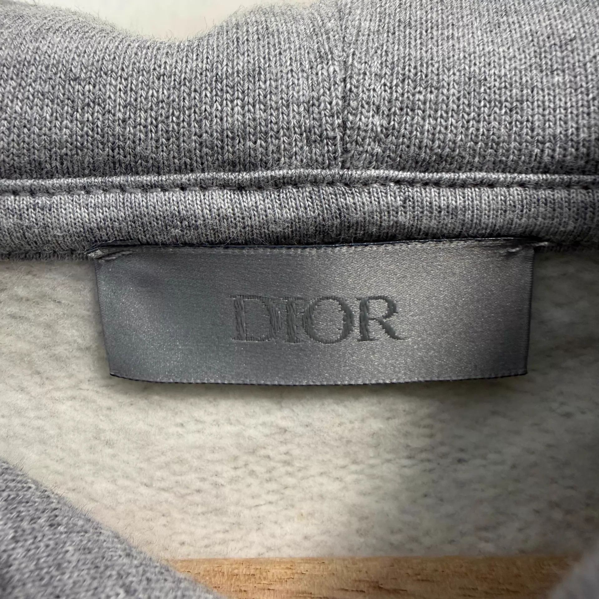 Dior DIOR Essentials CD Icon Embro Hoodie Men's Gray XS Size US XS / EU 42 / 0 - 4 Thumbnail